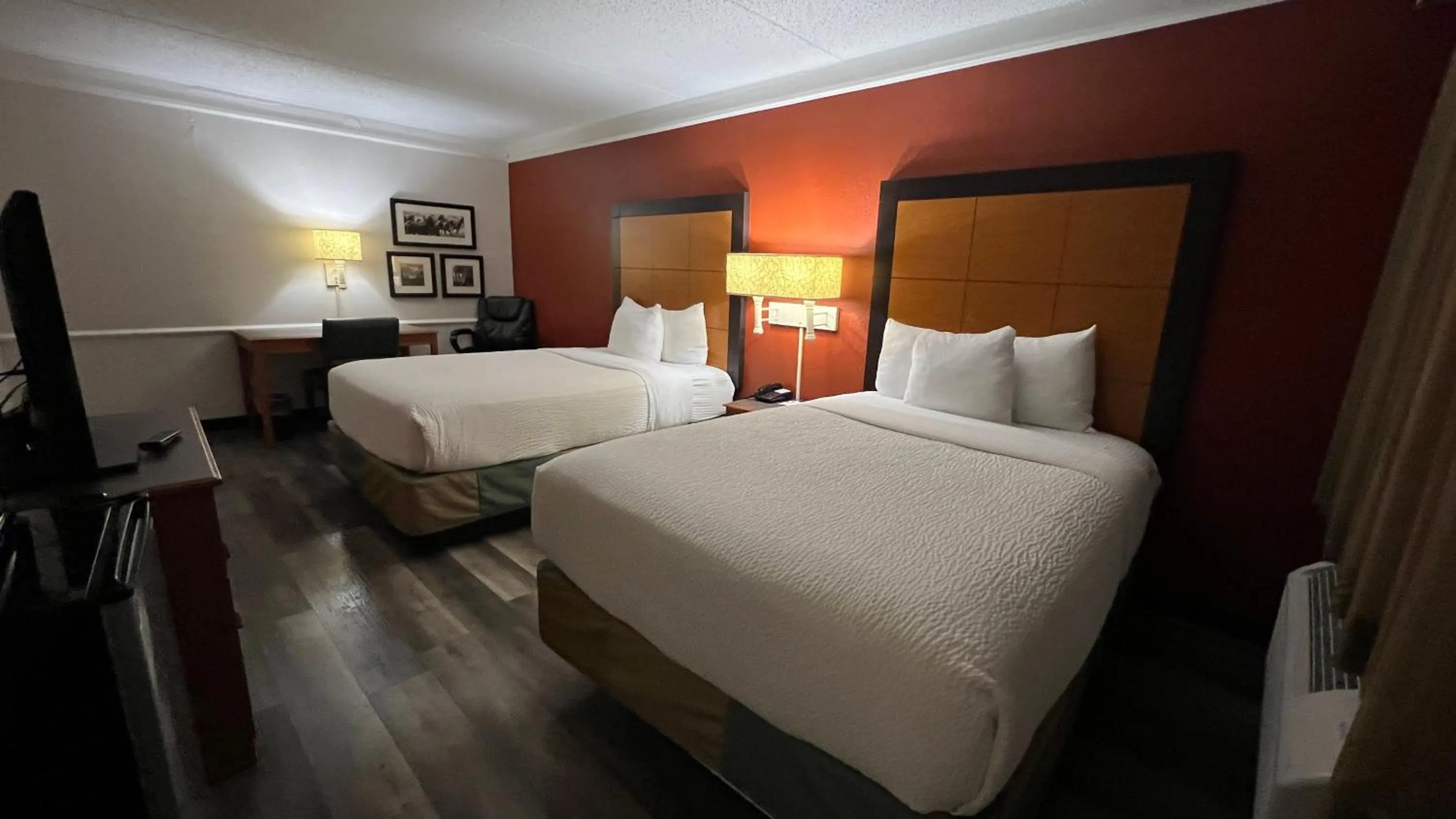Bed in La Quinta Inn by Wyndham Amarillo Mid-City