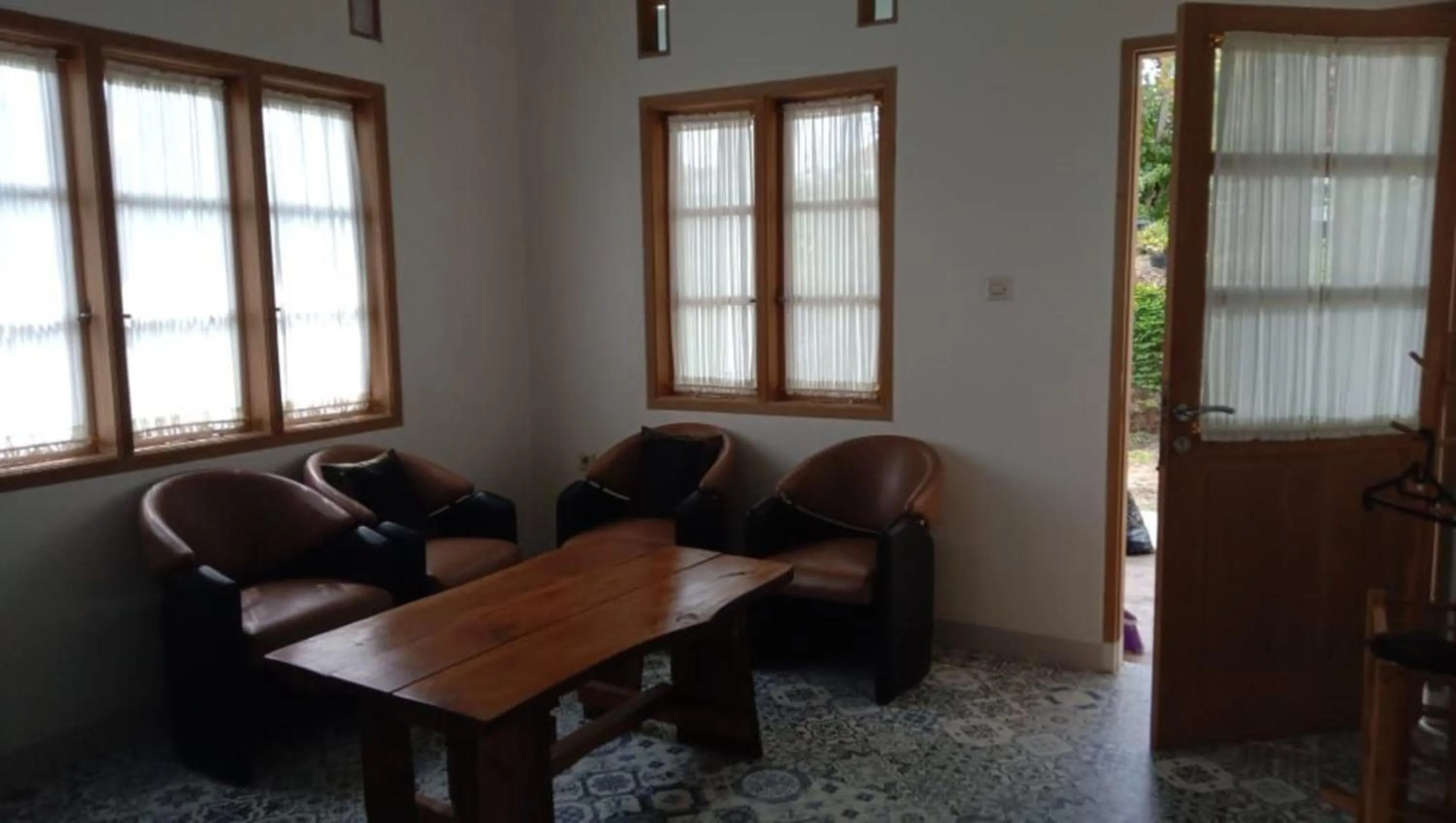 Lembur Incu Syariah Villa & Resto