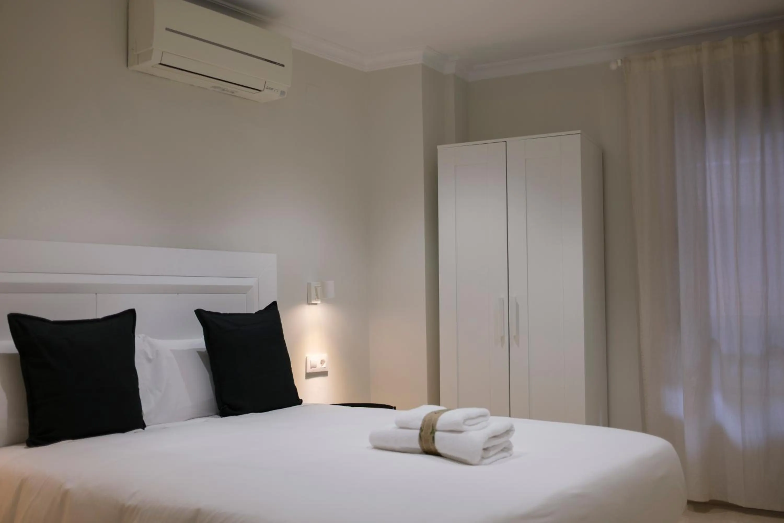 Bed in Hotel Bienvenidos Rooms Xàtiva