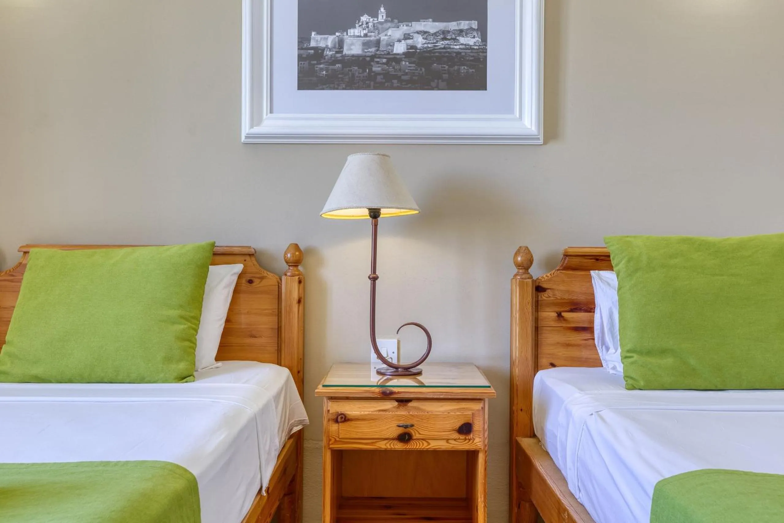 Bed in Ta Frenc Apartments