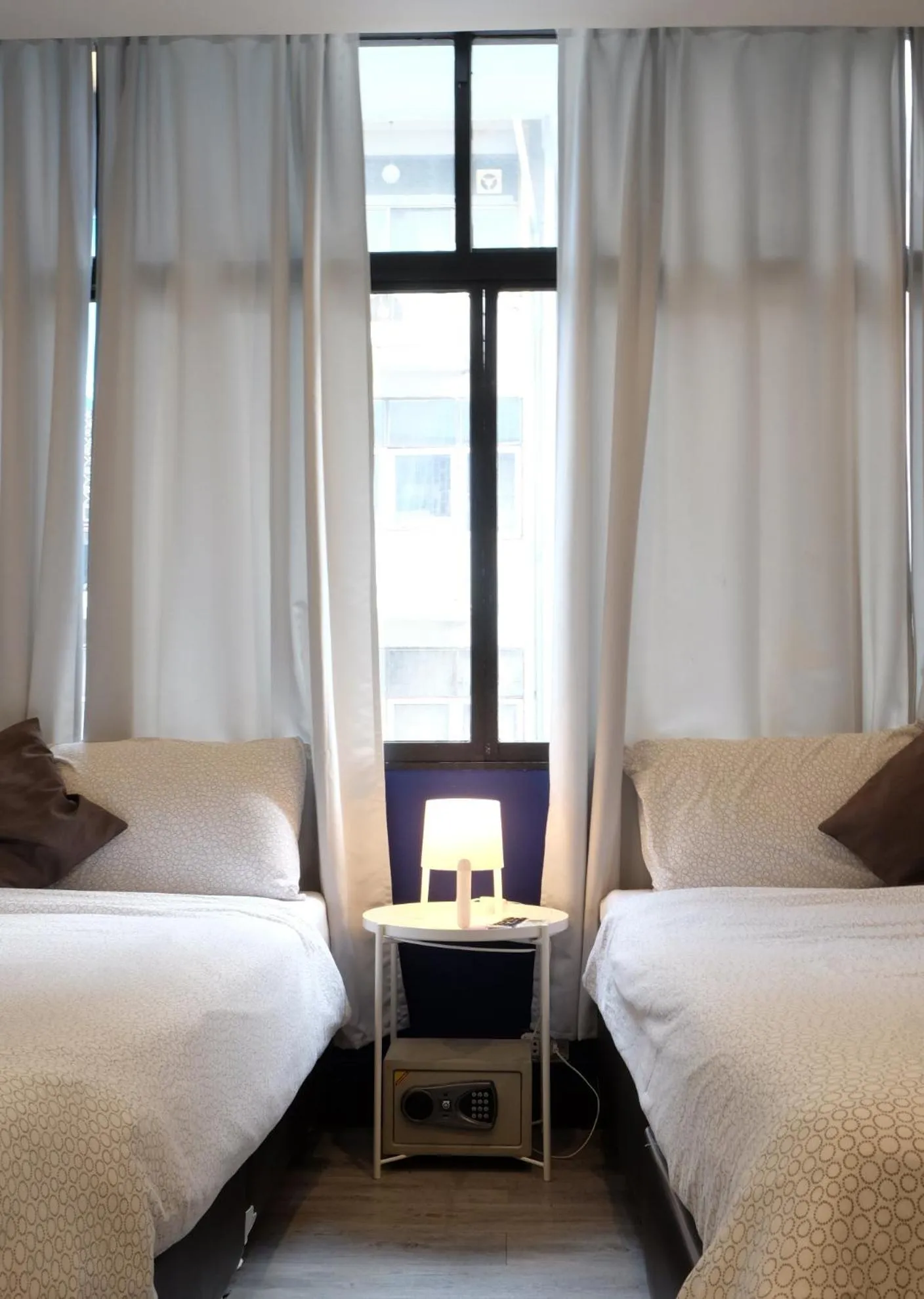 Bed in Sleep with Me Bangkok - BTS Phra Khanong