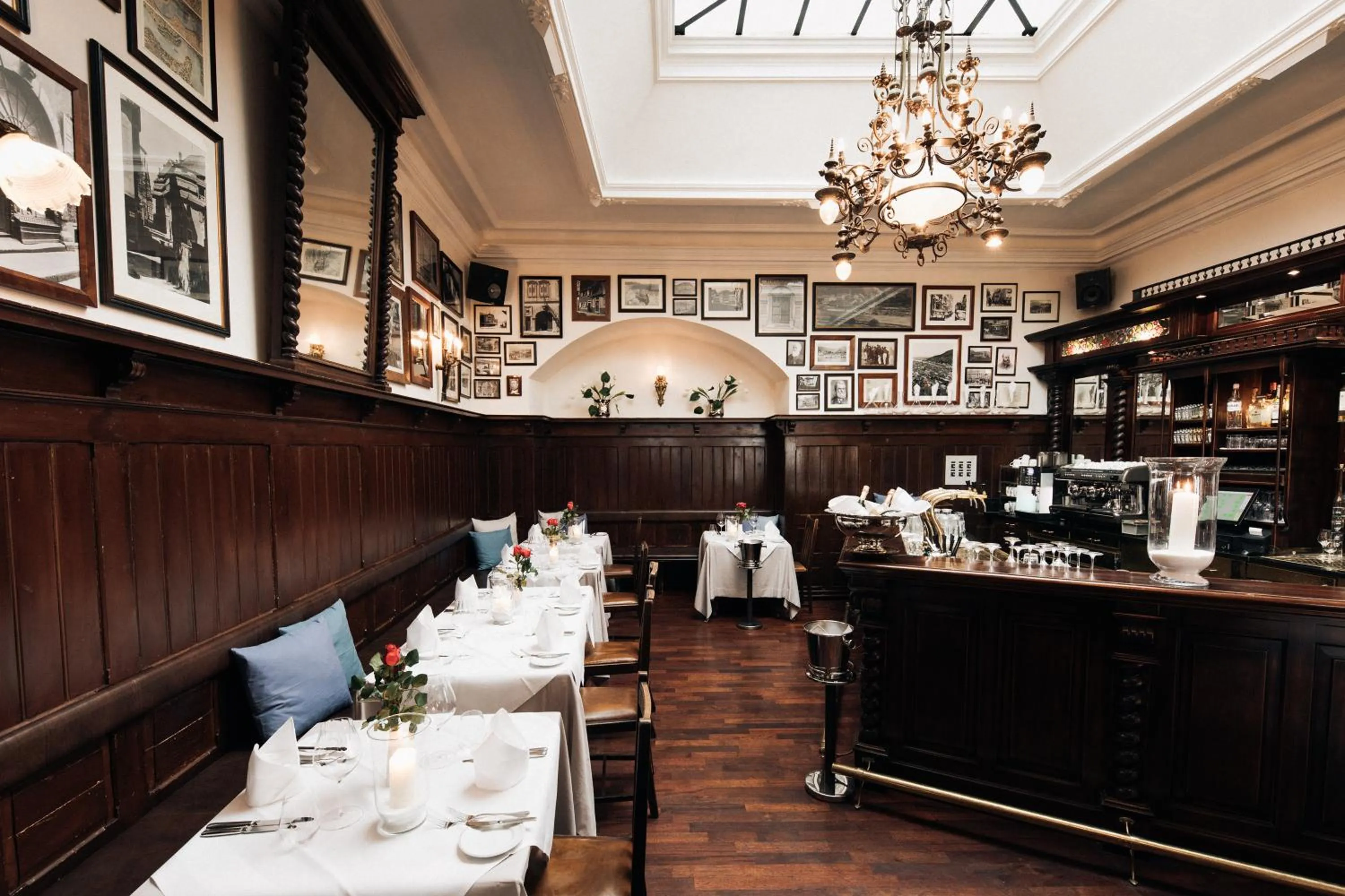 Restaurant/places to eat in Hotel Weisser Bock