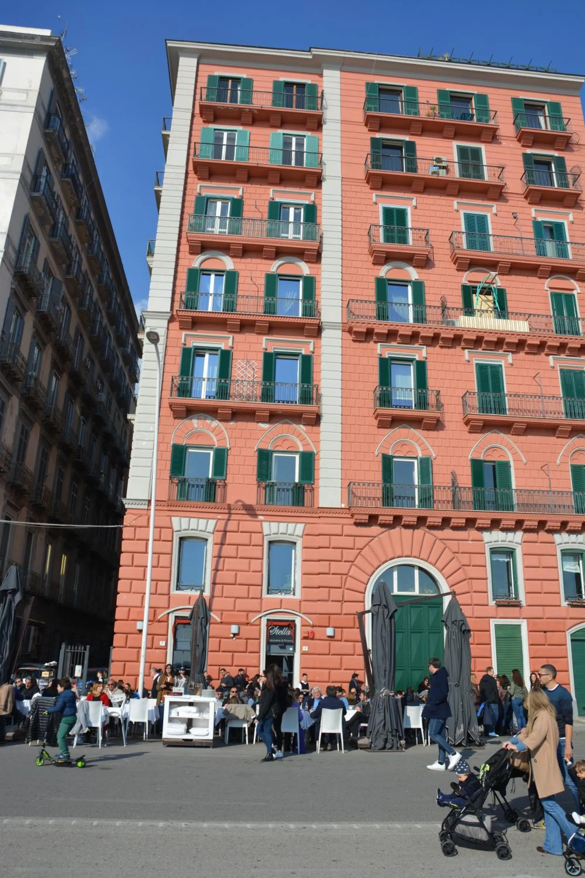 Property building in Dimora Megaride