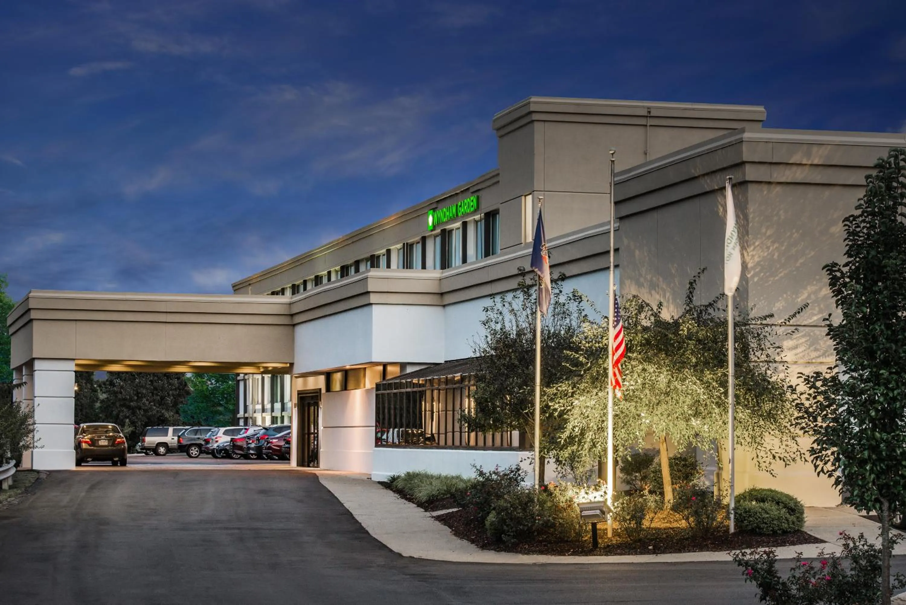 Facade/entrance in Wyndham Garden Inn Pittsburgh Airport