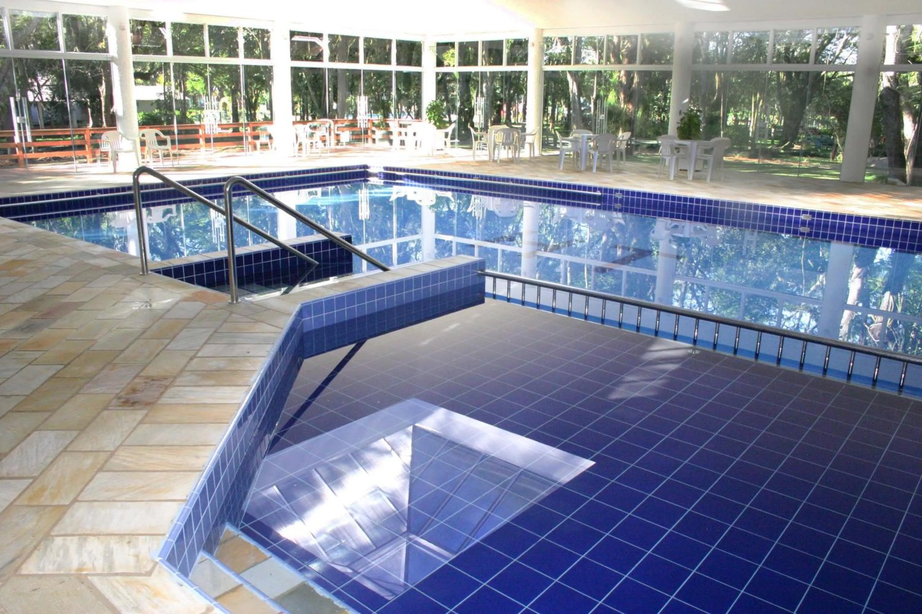 Swimming pool in Hotel Termas Gravatal