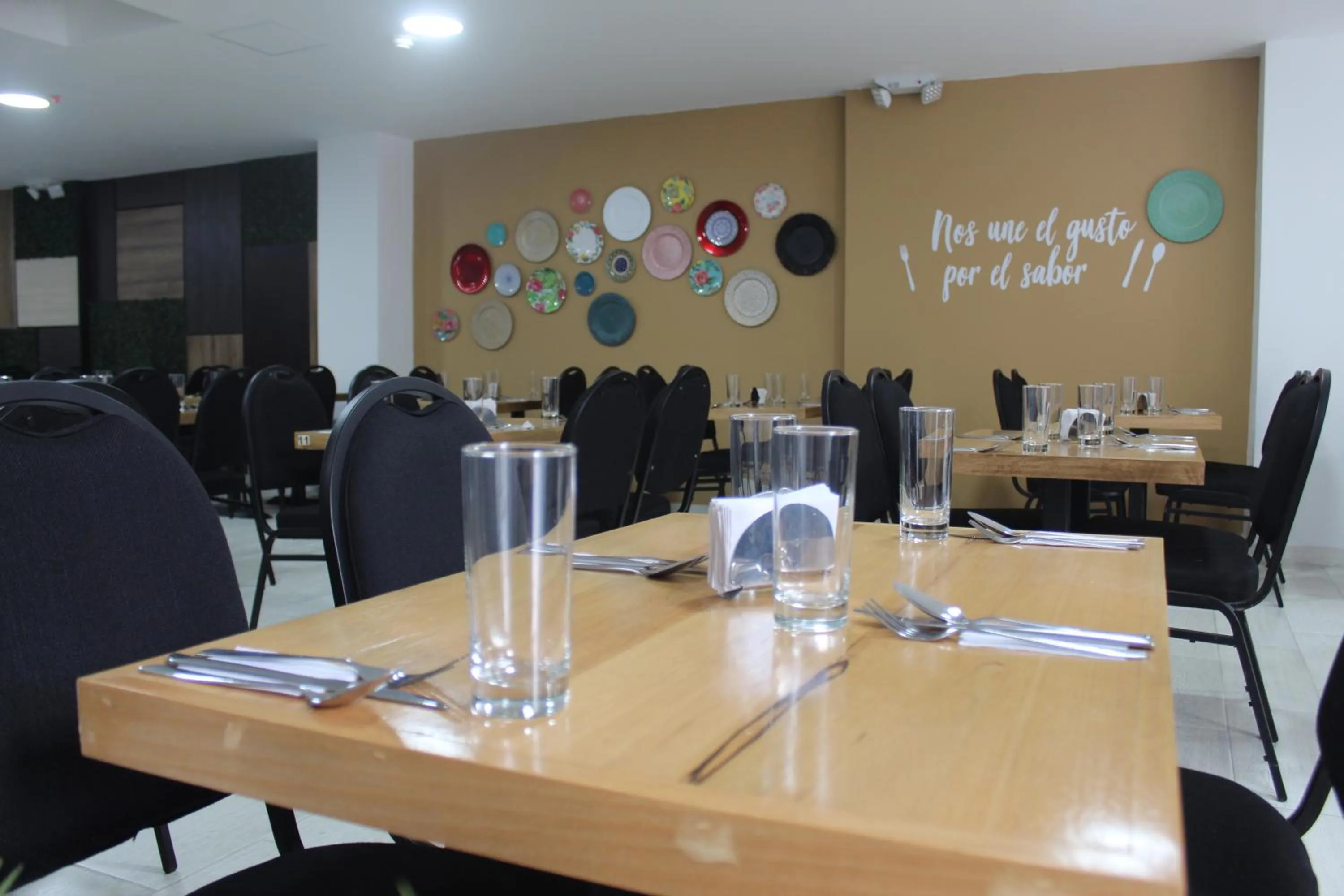 Restaurant/places to eat in Hotel Cafeira