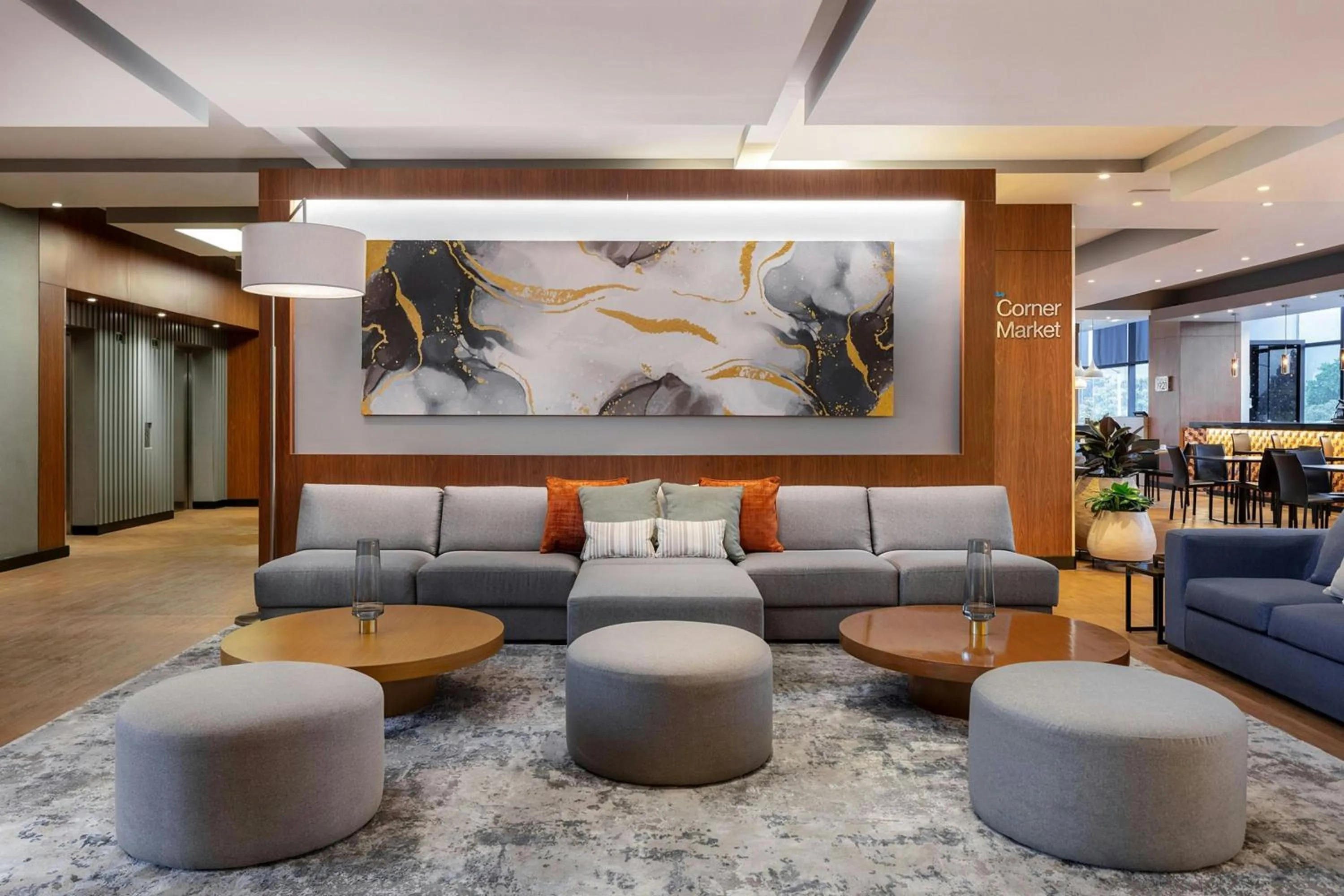 Lobby or reception in Fairfield by Marriott Bogota Embajada