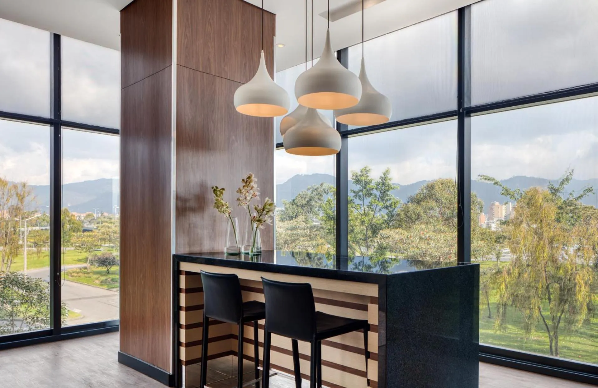 Restaurant/places to eat in Fairfield by Marriott Bogota Embajada