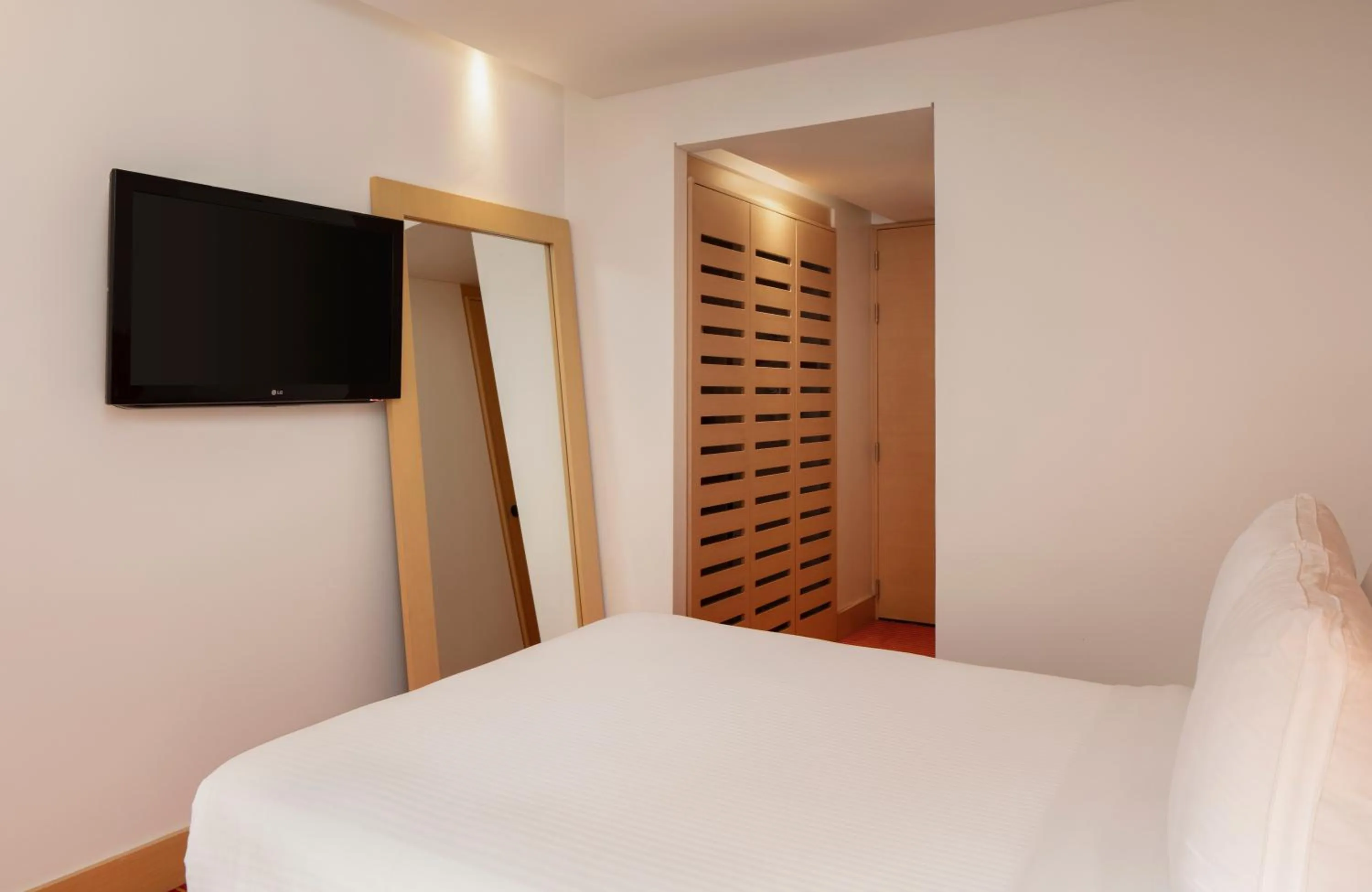 Bedroom, Bed in Fairfield by Marriott Bogota Embajada