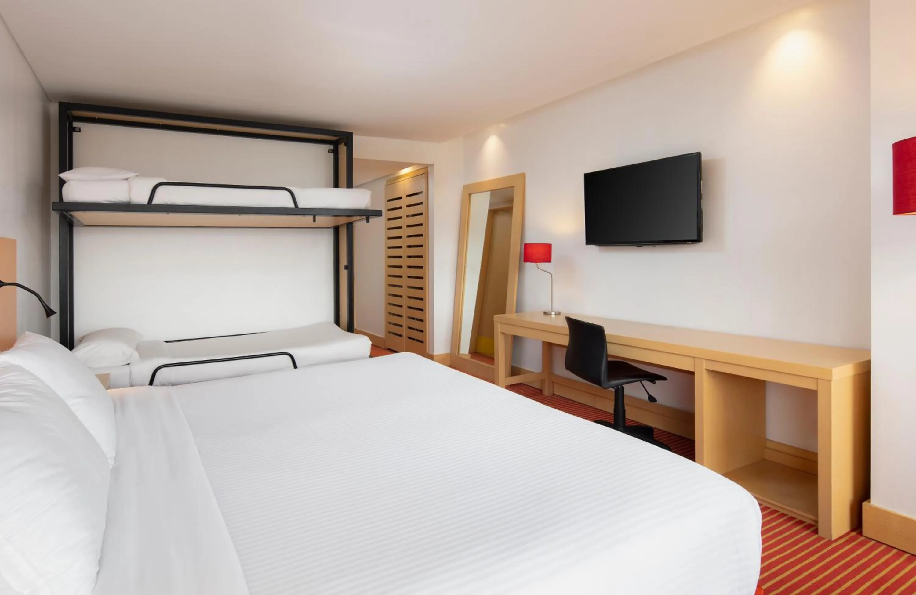 Bedroom, Bed in Fairfield by Marriott Bogota Embajada