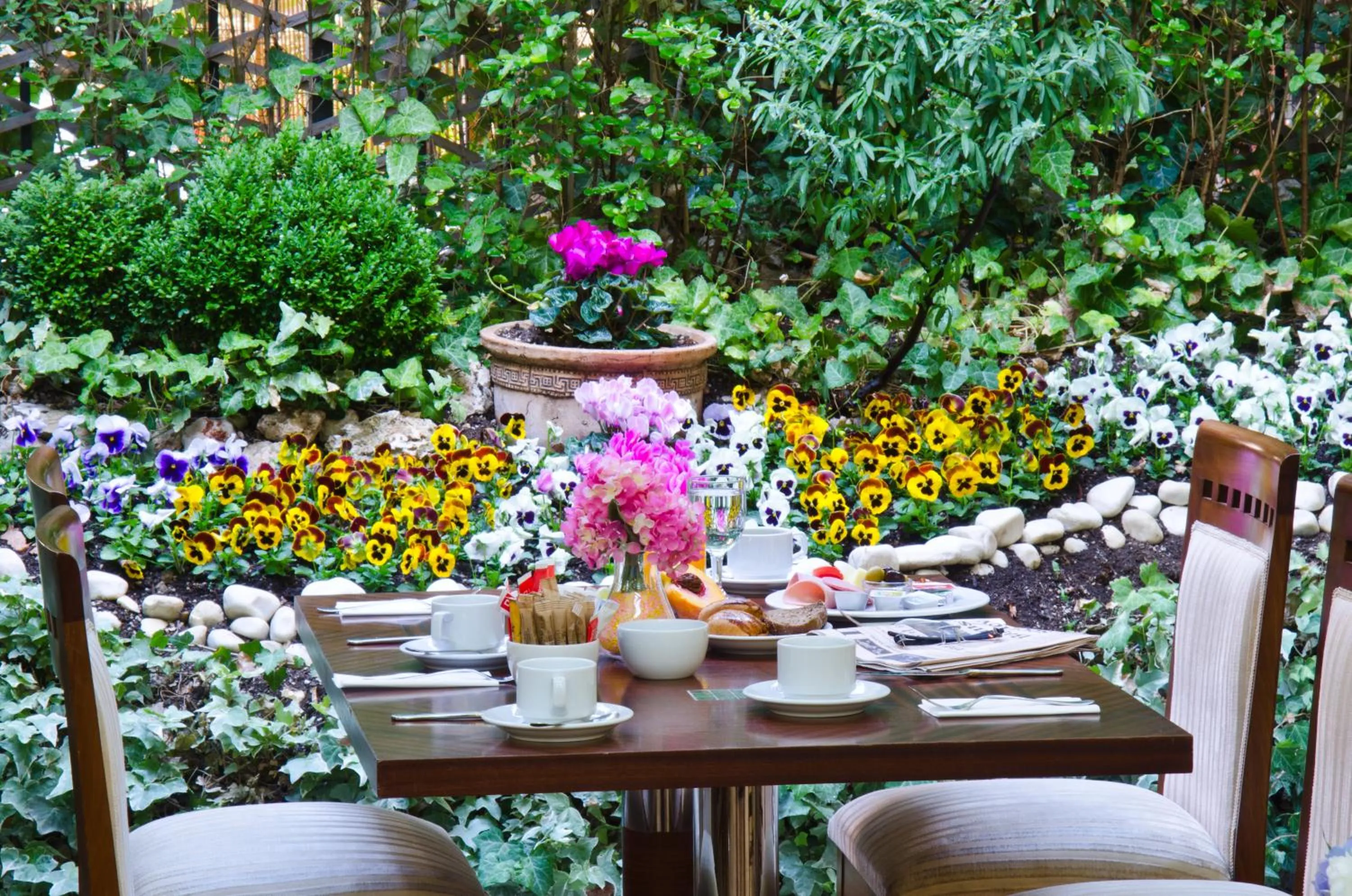 Decorative detail in Midas Hotel