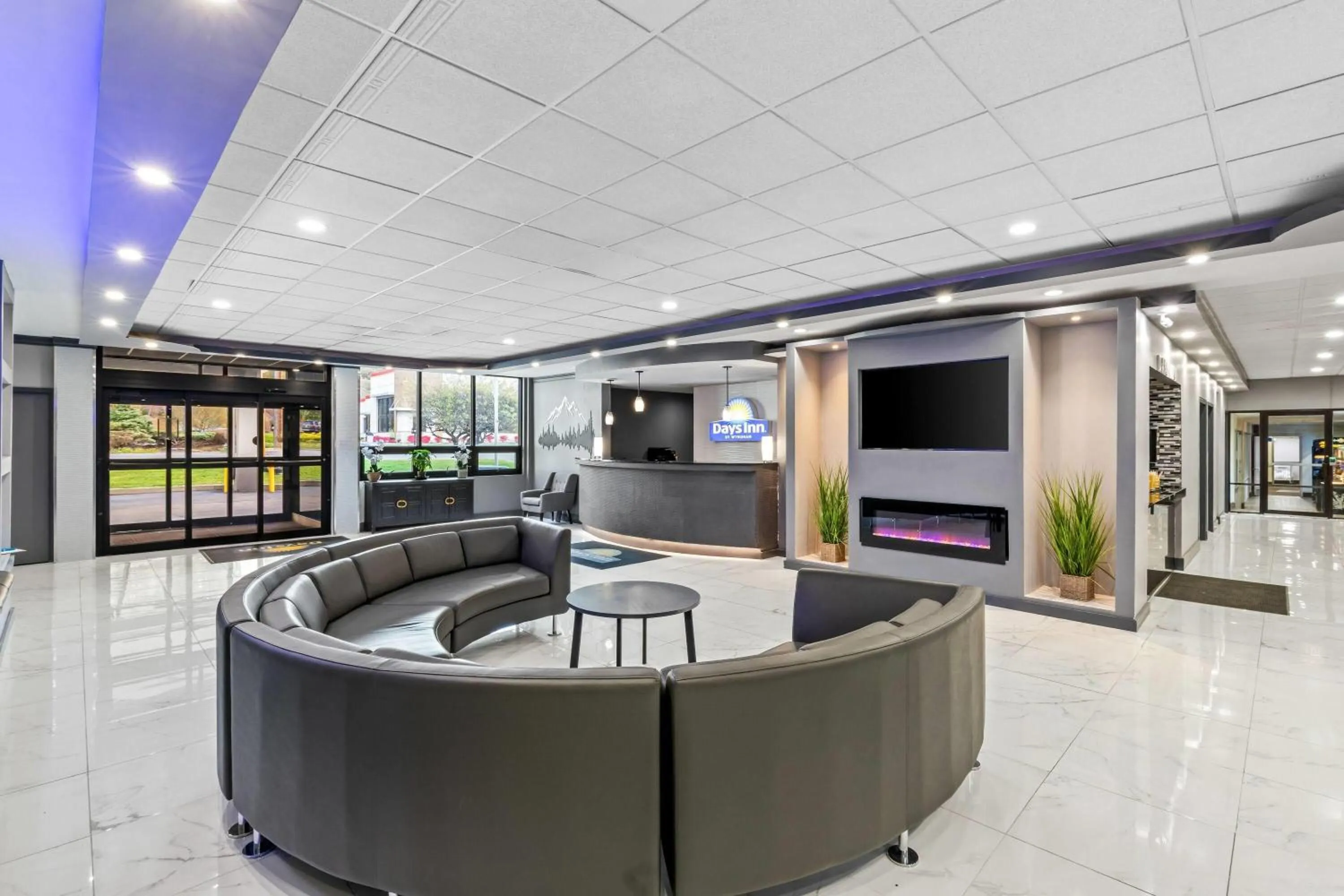 Lobby or reception in Days Inn by Wyndham Liberty