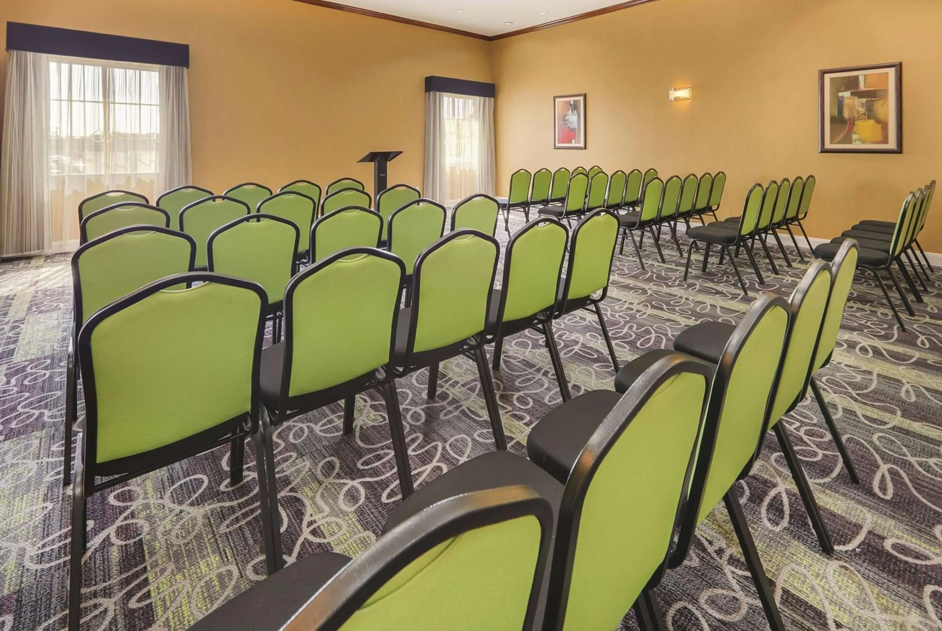 Meeting/conference room in Baymont by Wyndham Dallas South-DeSoto