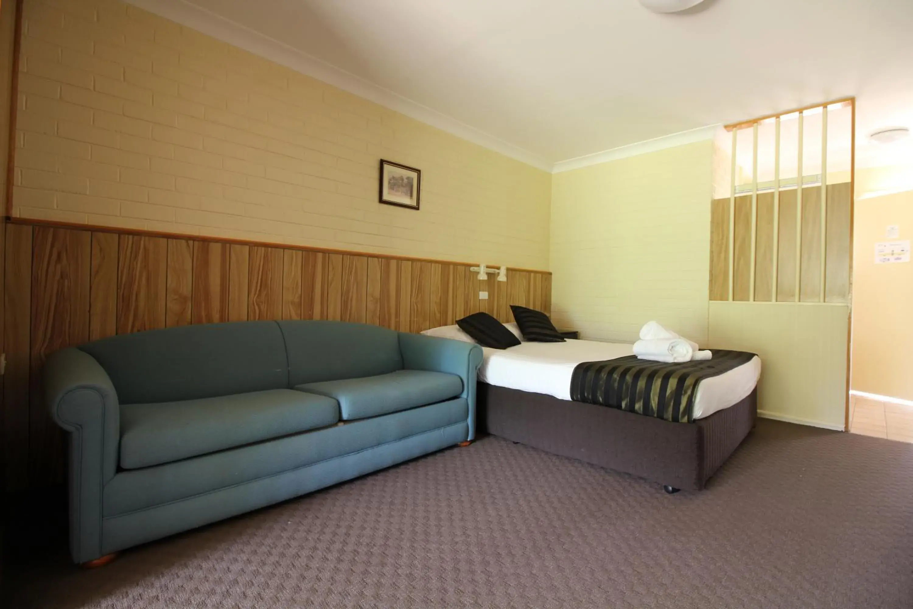 Premium Queen or Twin Room in Snowy Mountains Resort and Function Centre Premium Queen or Twin Room in Snowy Mountains Resort and Function Centre