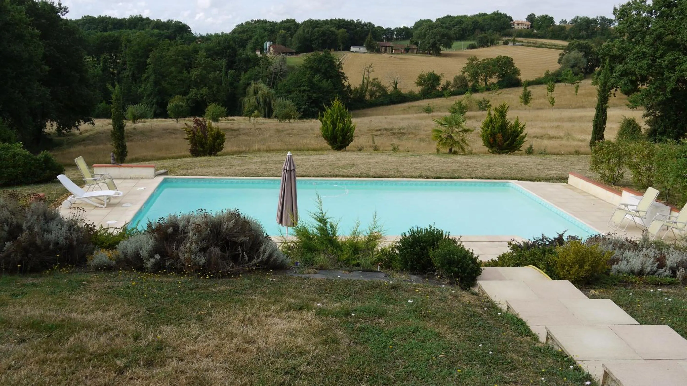Swimming pool in Domaine Sainte Barthe, entre Marciac et Nogaro