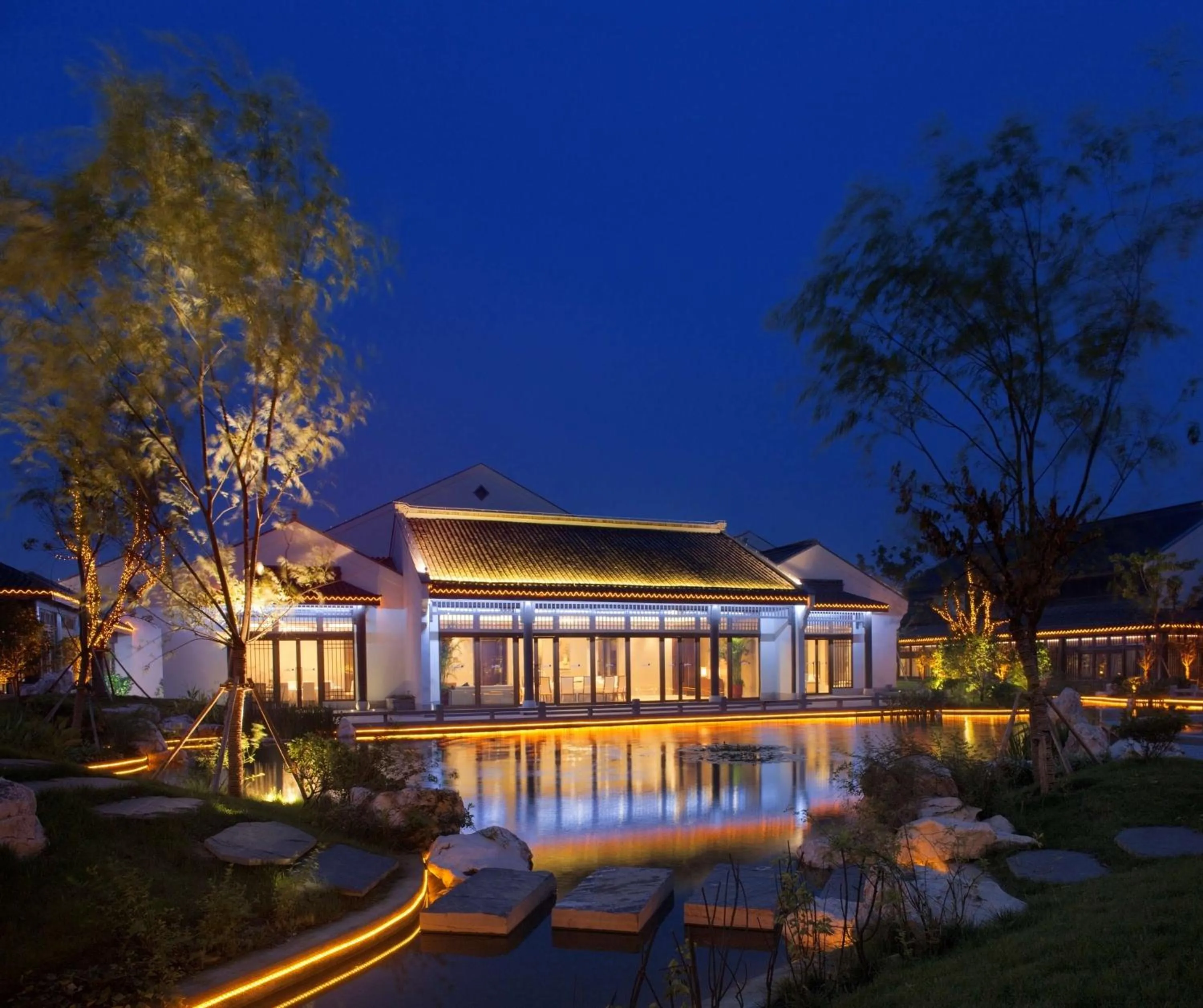 Property building in Radisson Blu Resort Wetland Park
