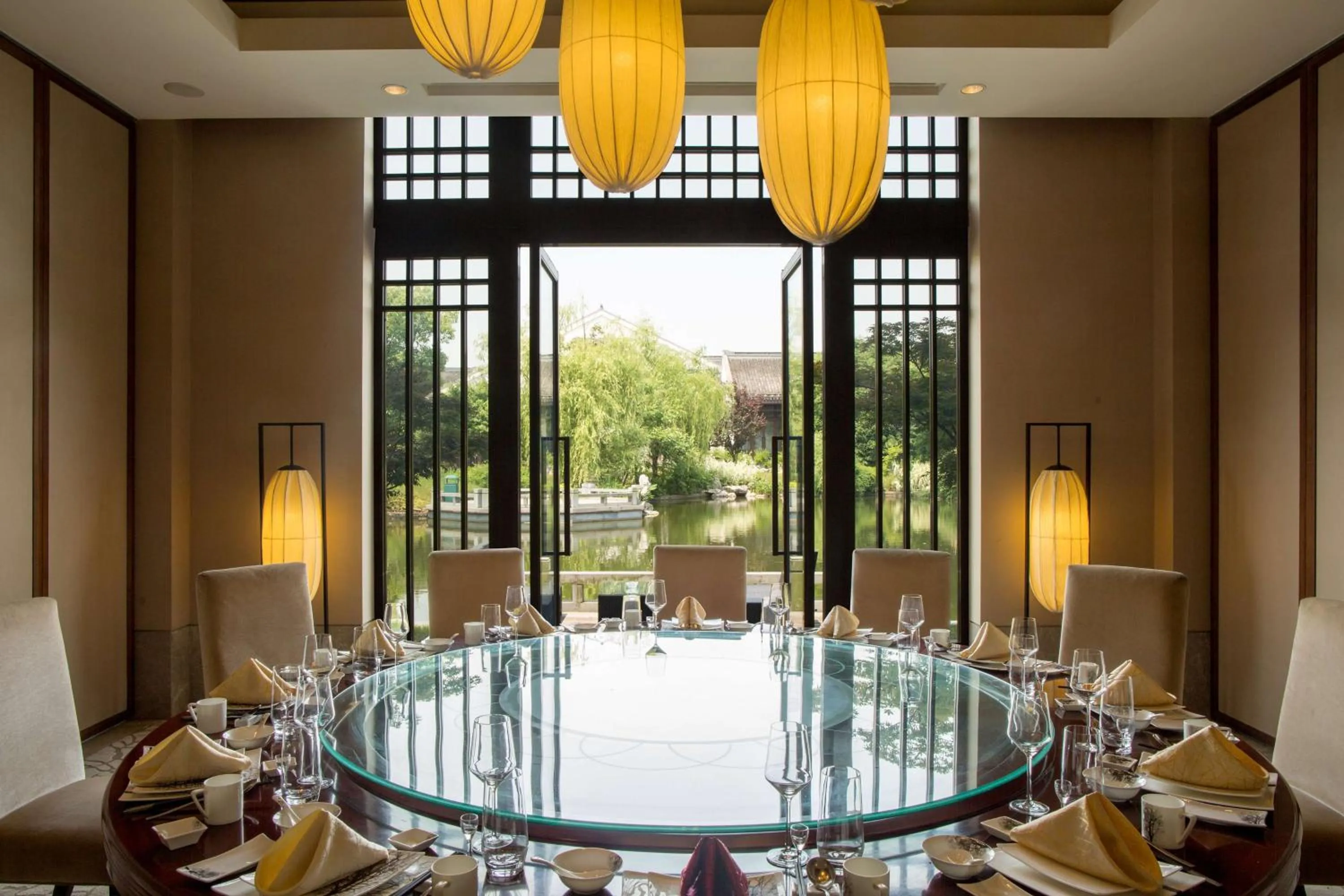 Restaurant/places to eat in Radisson Blu Resort Wetland Park