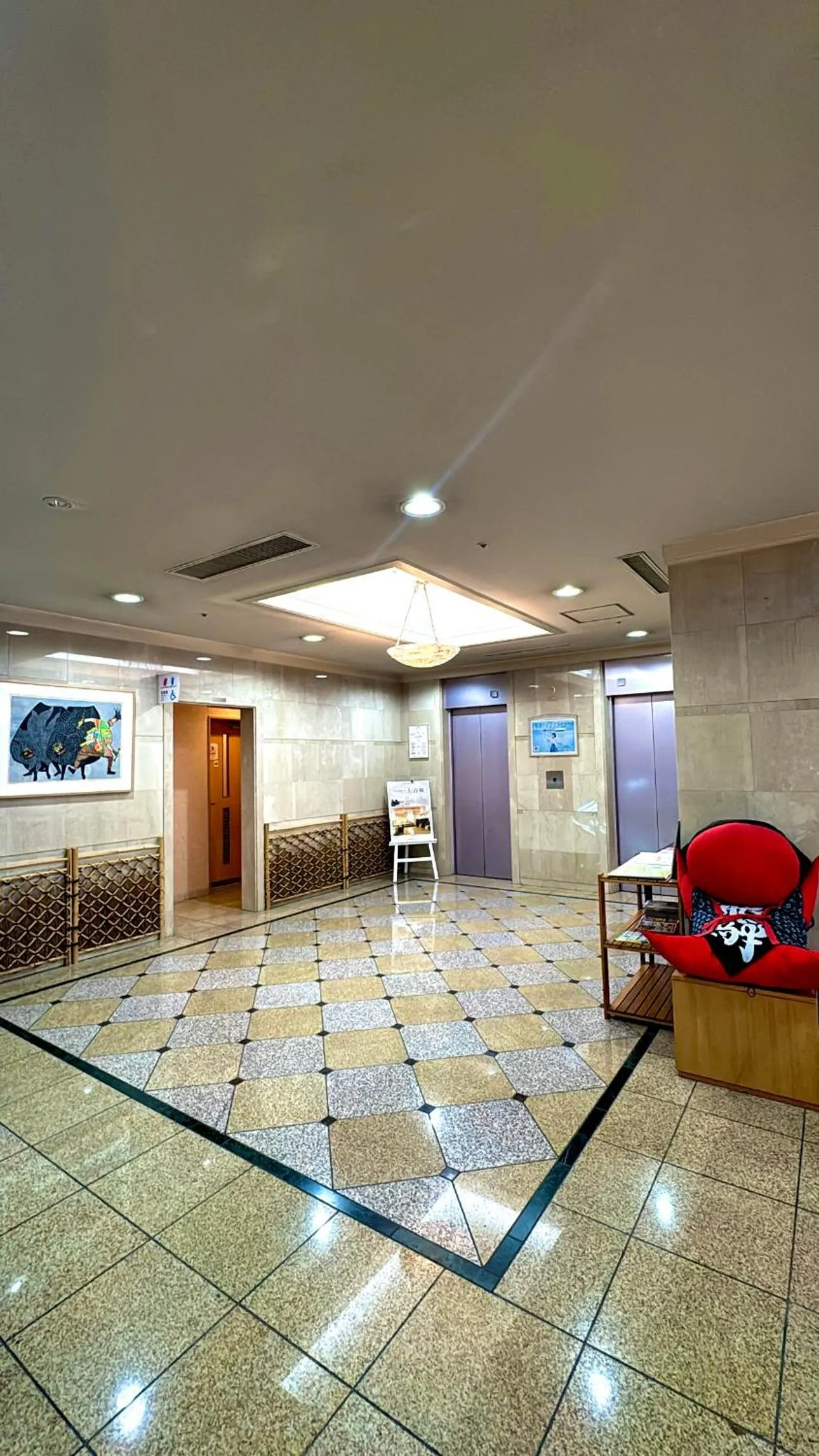 elevator in Hida Takayama Washington Hotel Plaza