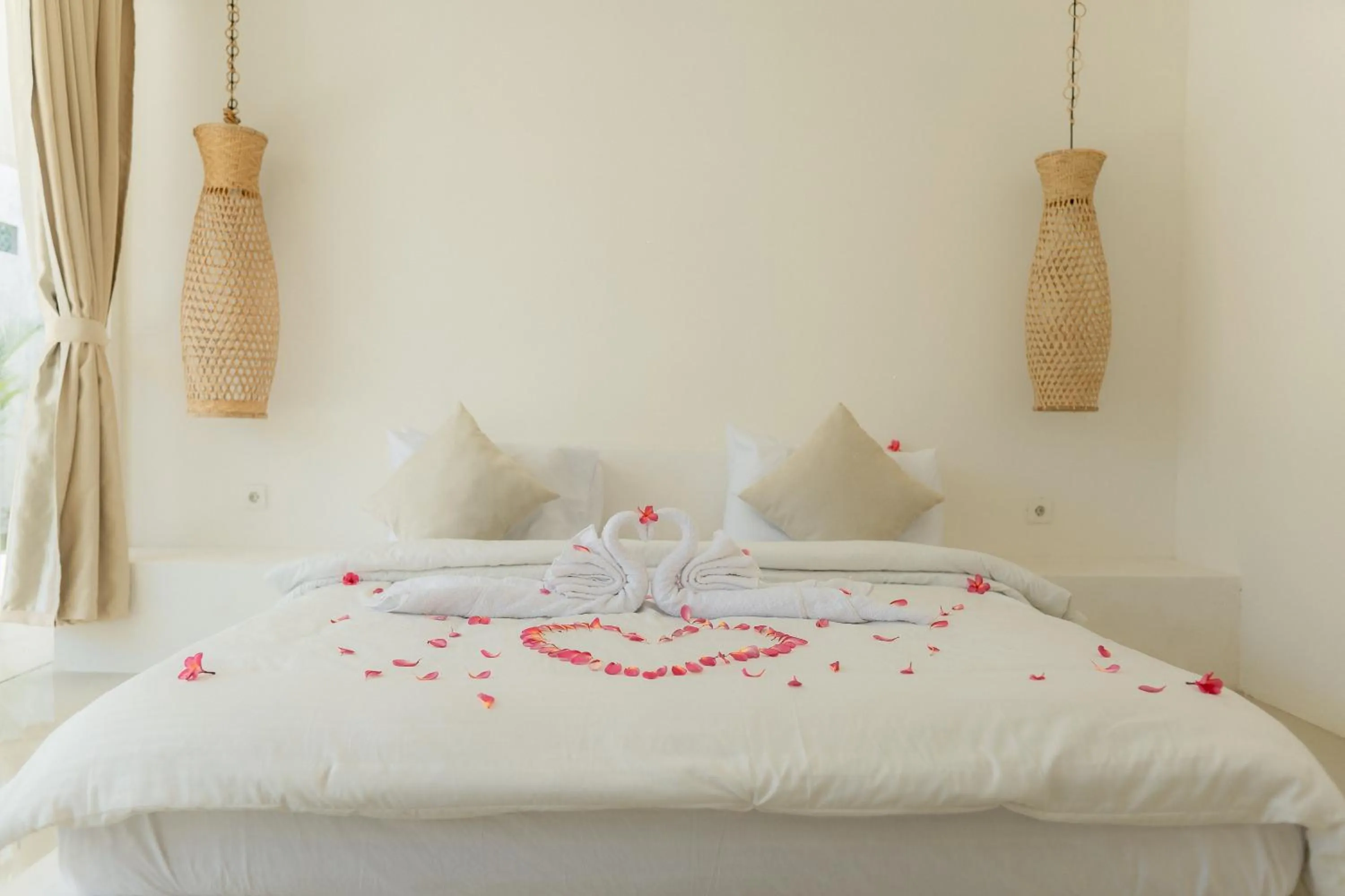 Bed in Gili Paddy Hotel