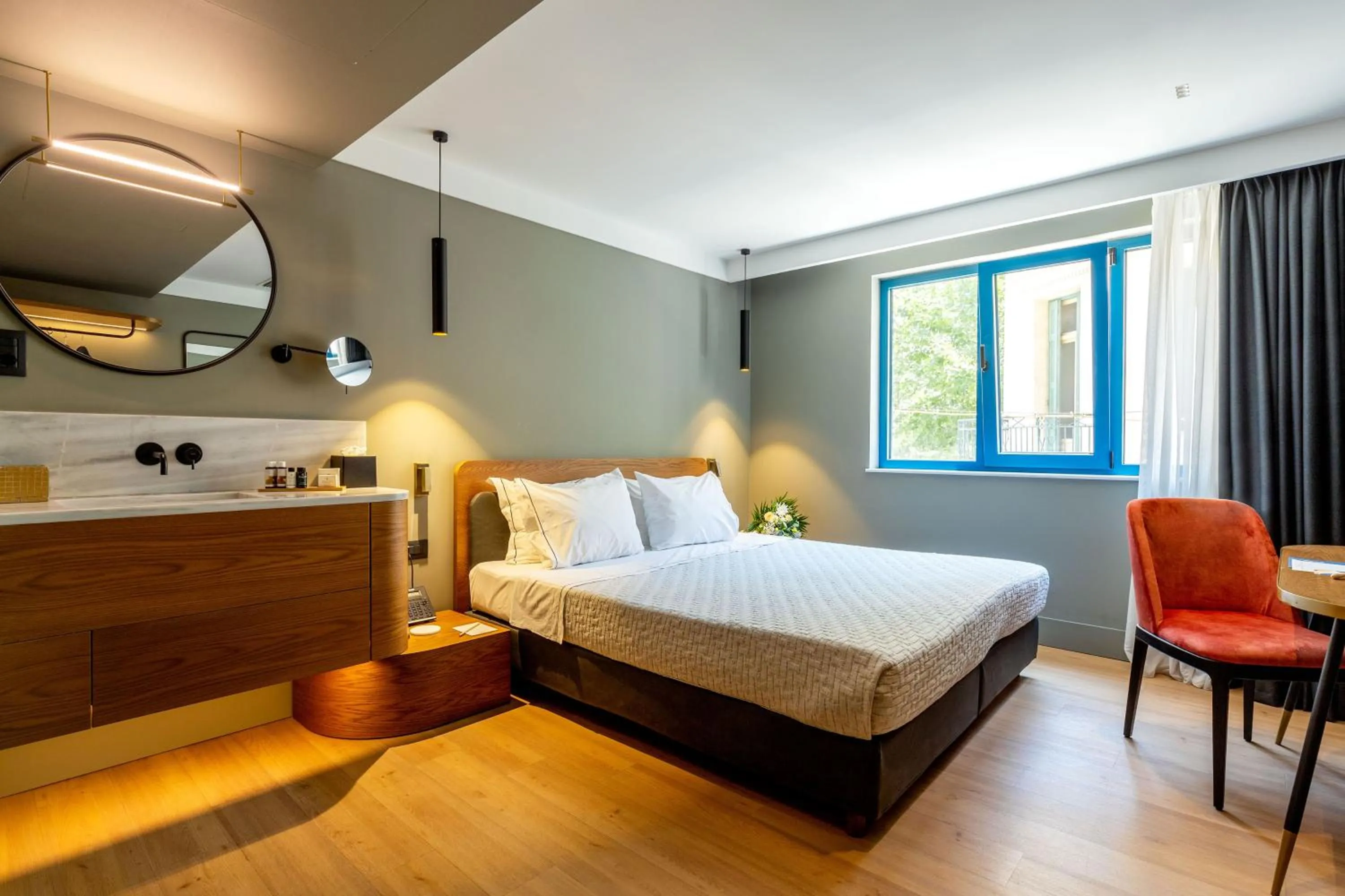 Bed in Bob W Athens Eolou