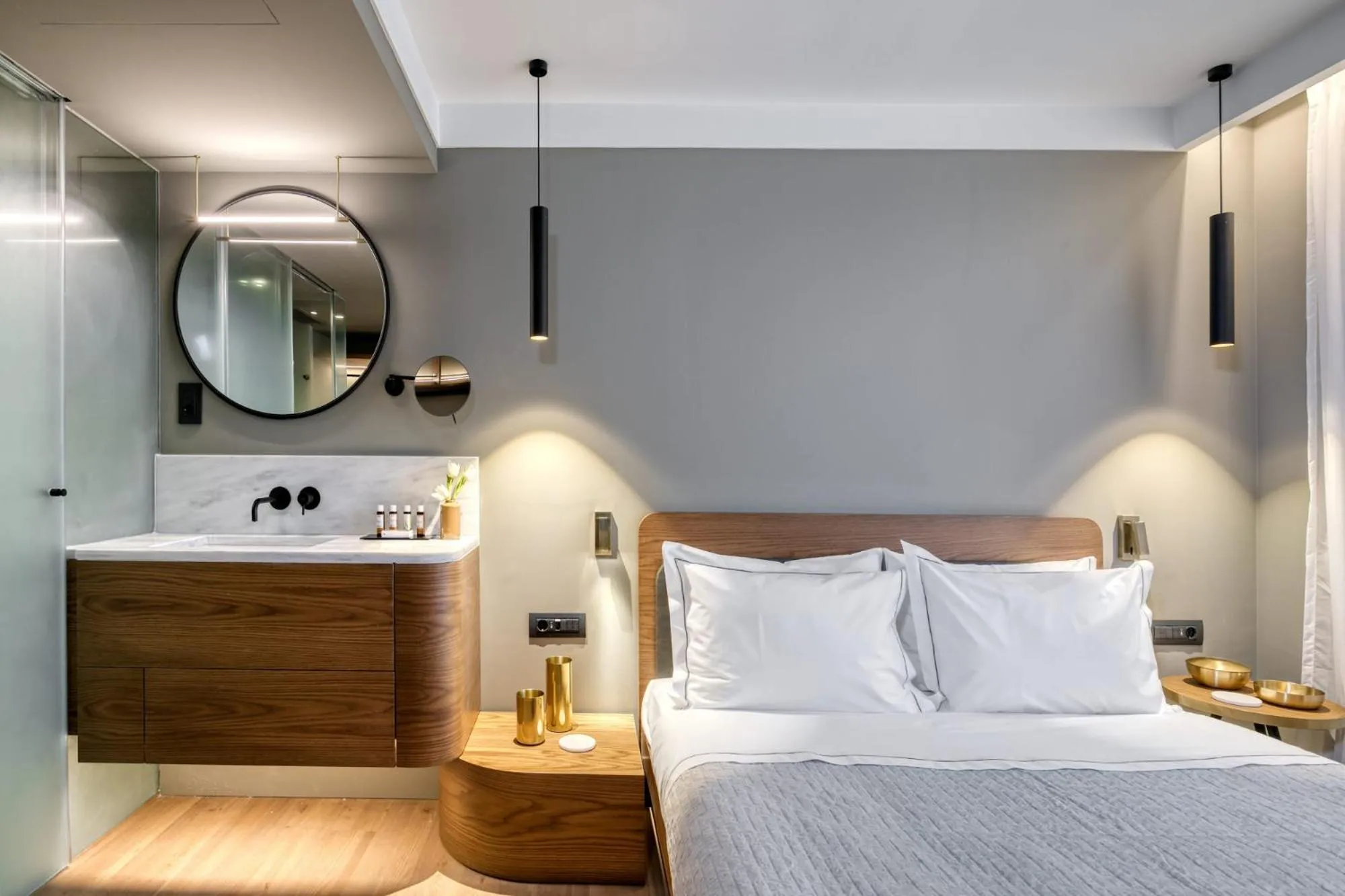 Bedroom, Bed in Bob W Athens Eolou