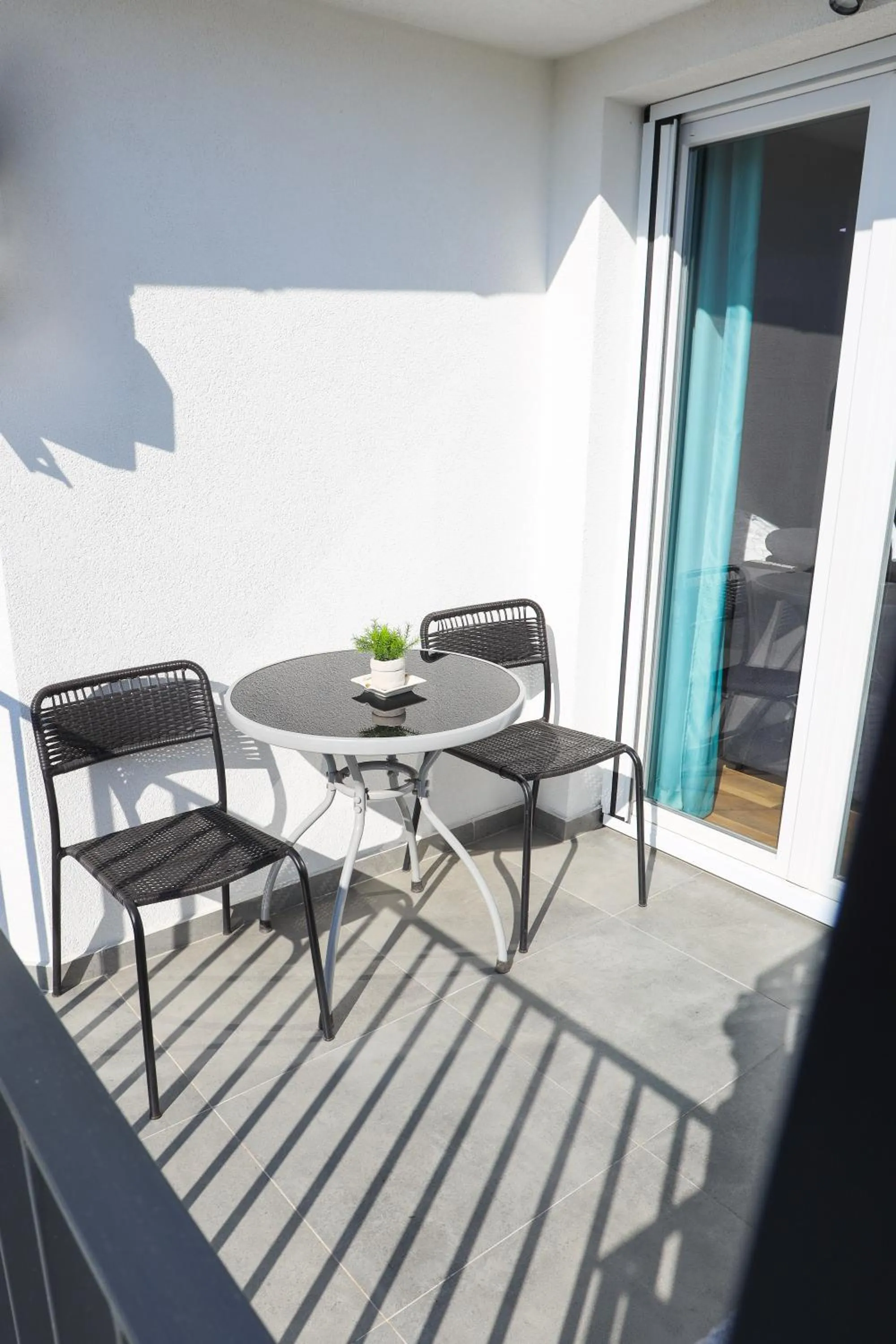 Day in Airport Stay Apartments