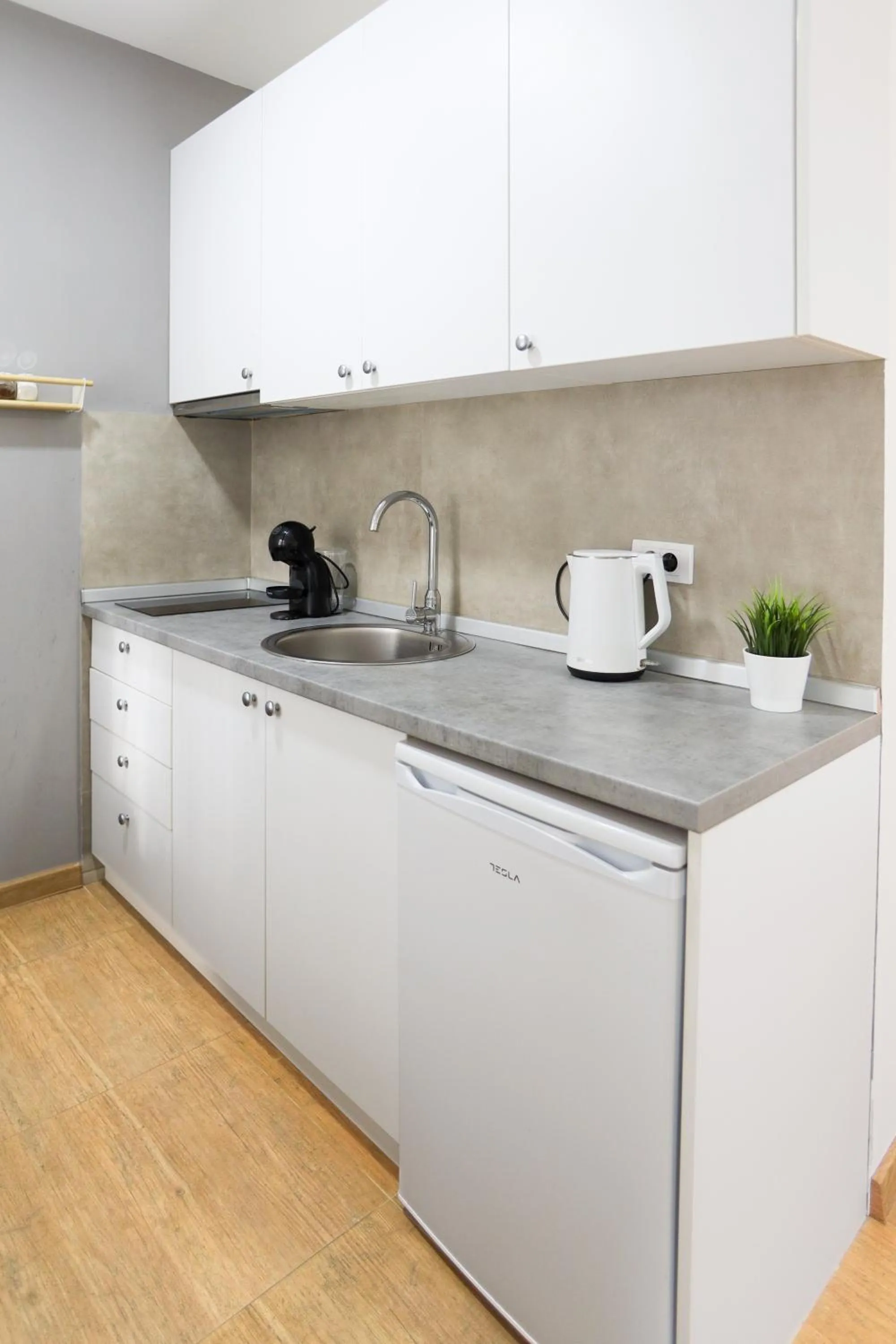 Coffee/tea facilities in Airport Stay Apartments