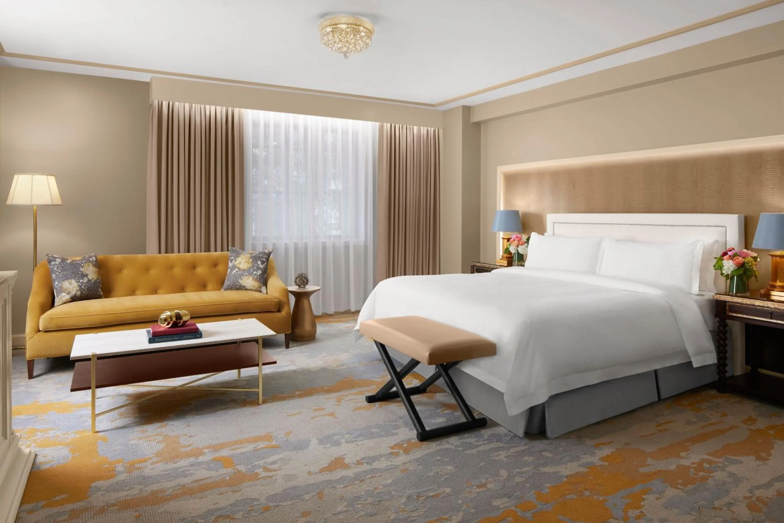 Photo of the whole room, Bed in The St. Regis Washington, D.C.