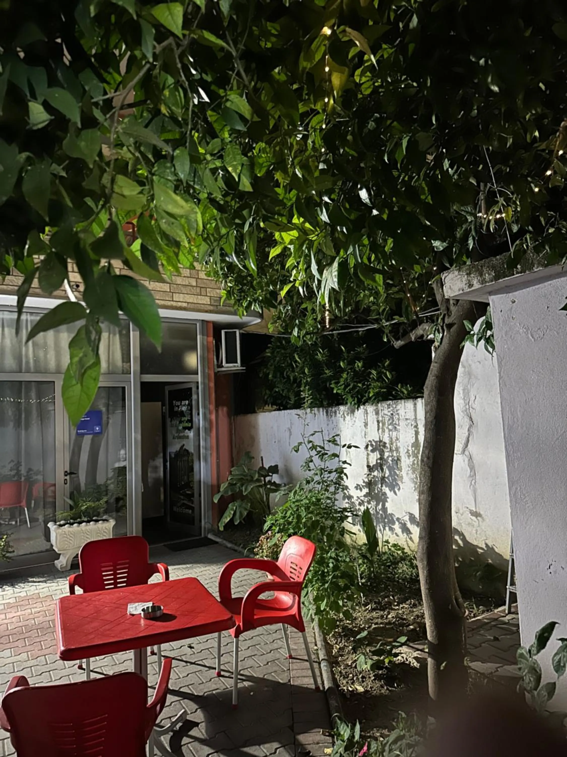 Seating area in Chicago hotel