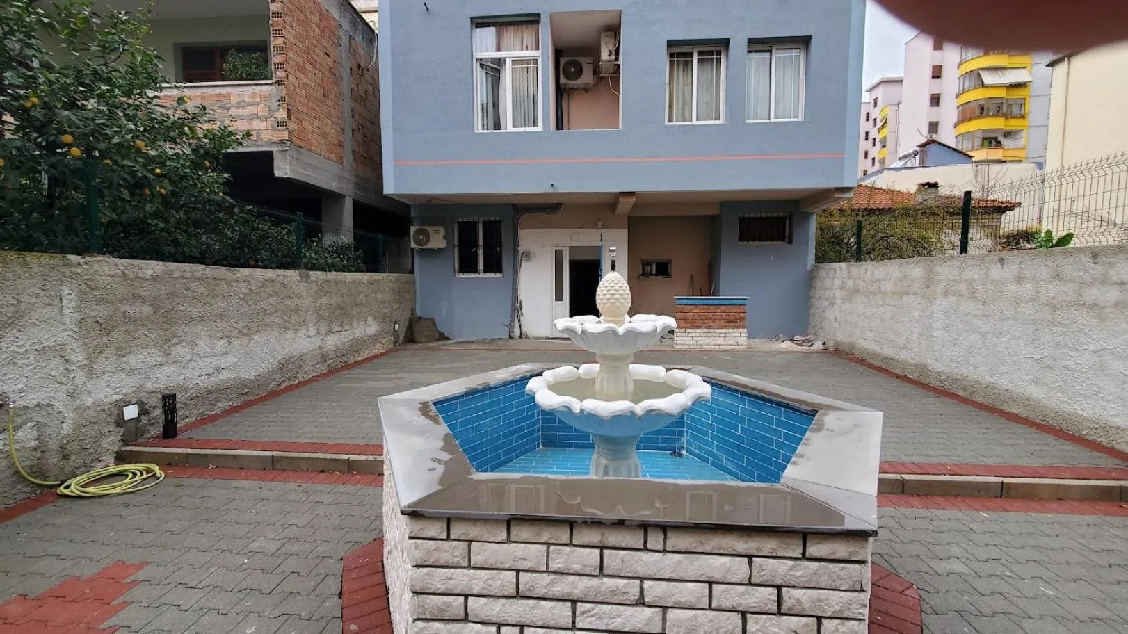 Property building in Chicago hotel