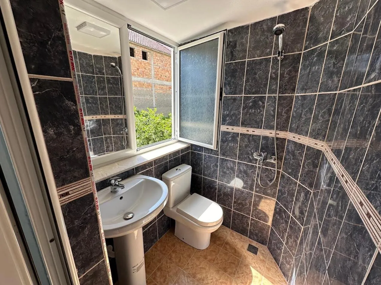 Toilet in Chicago hotel