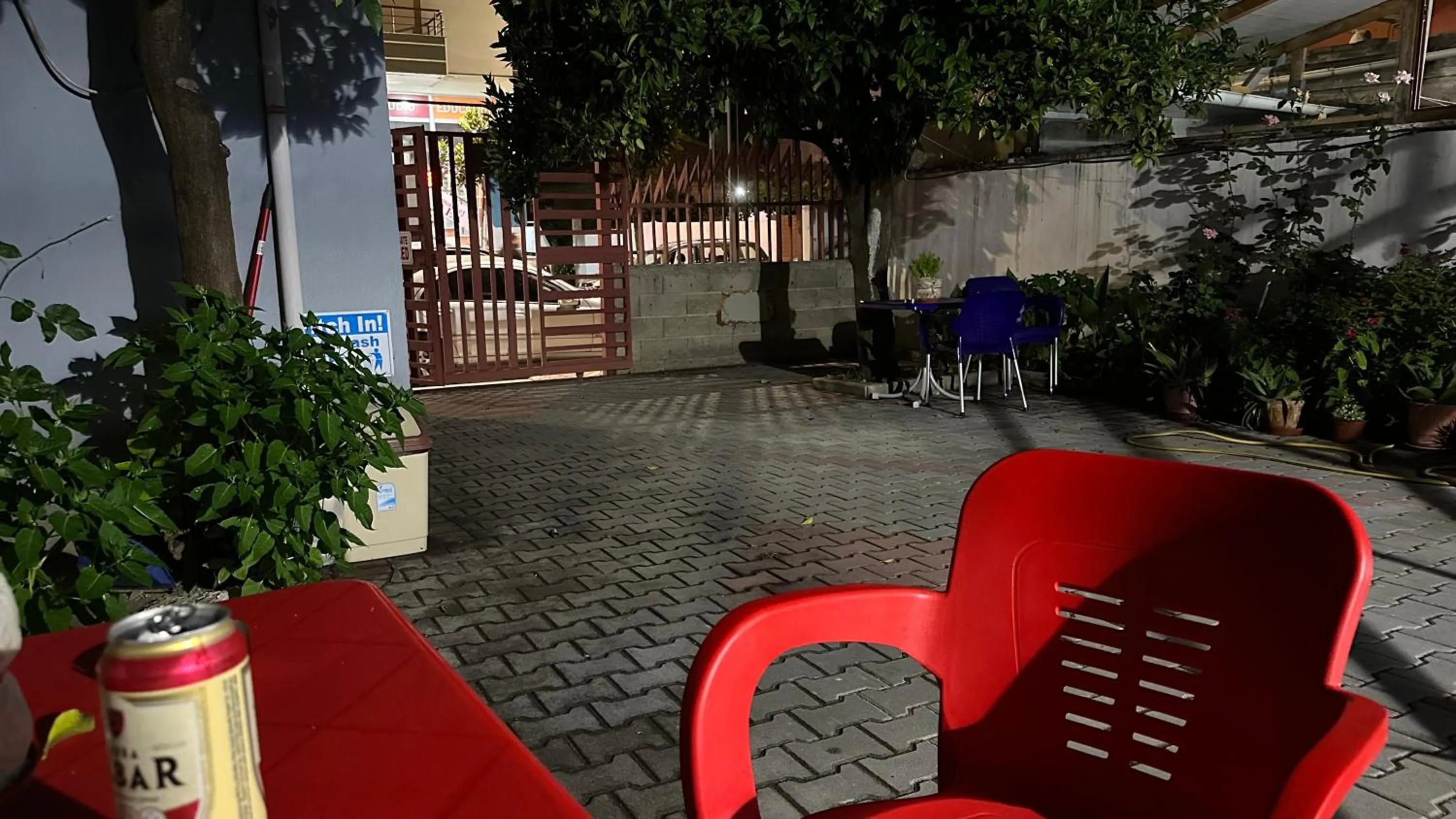 Property building in Chicago hotel