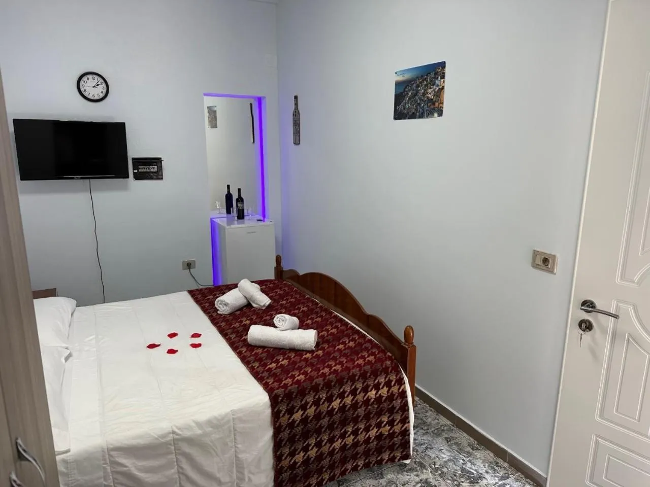 Bed in Chicago hotel