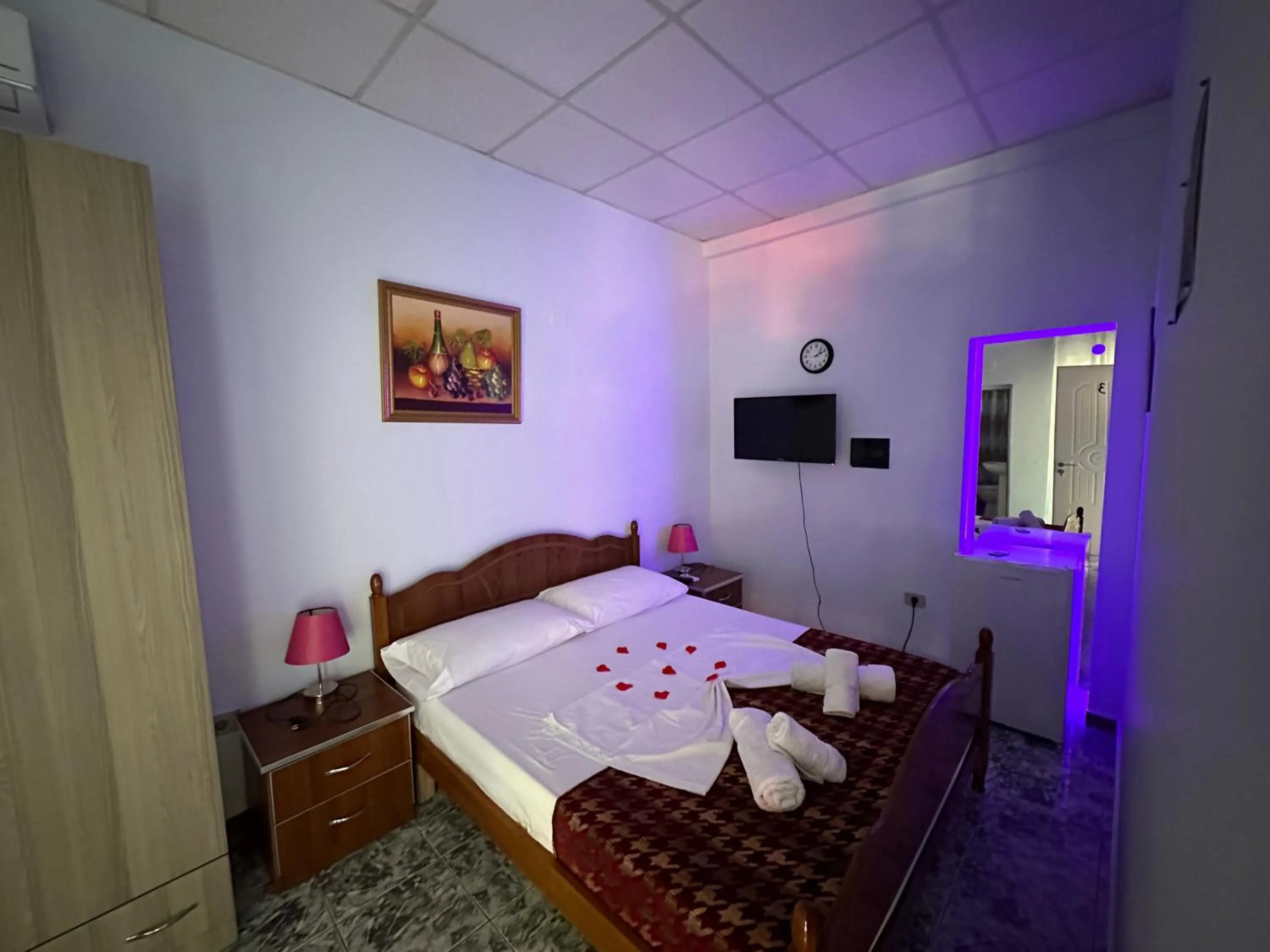 Bed in Chicago hotel