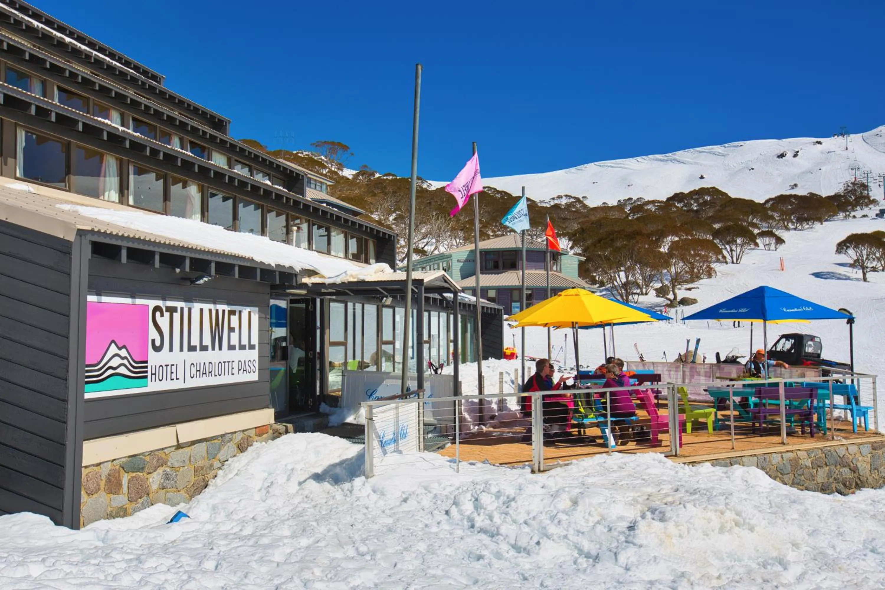 Restaurant/places to eat in Stillwell Hotel