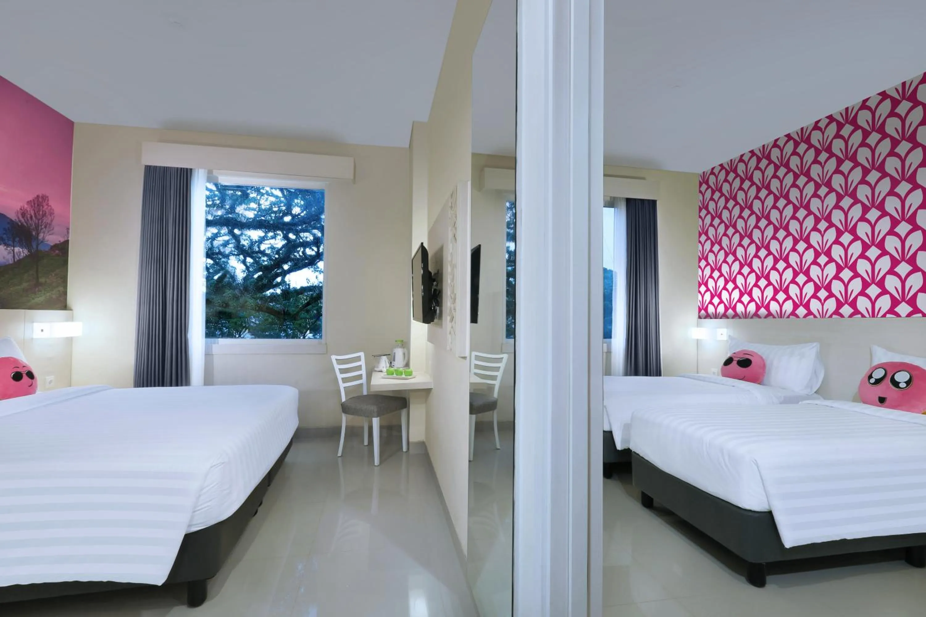 Bedroom, Bed in favehotel Malang