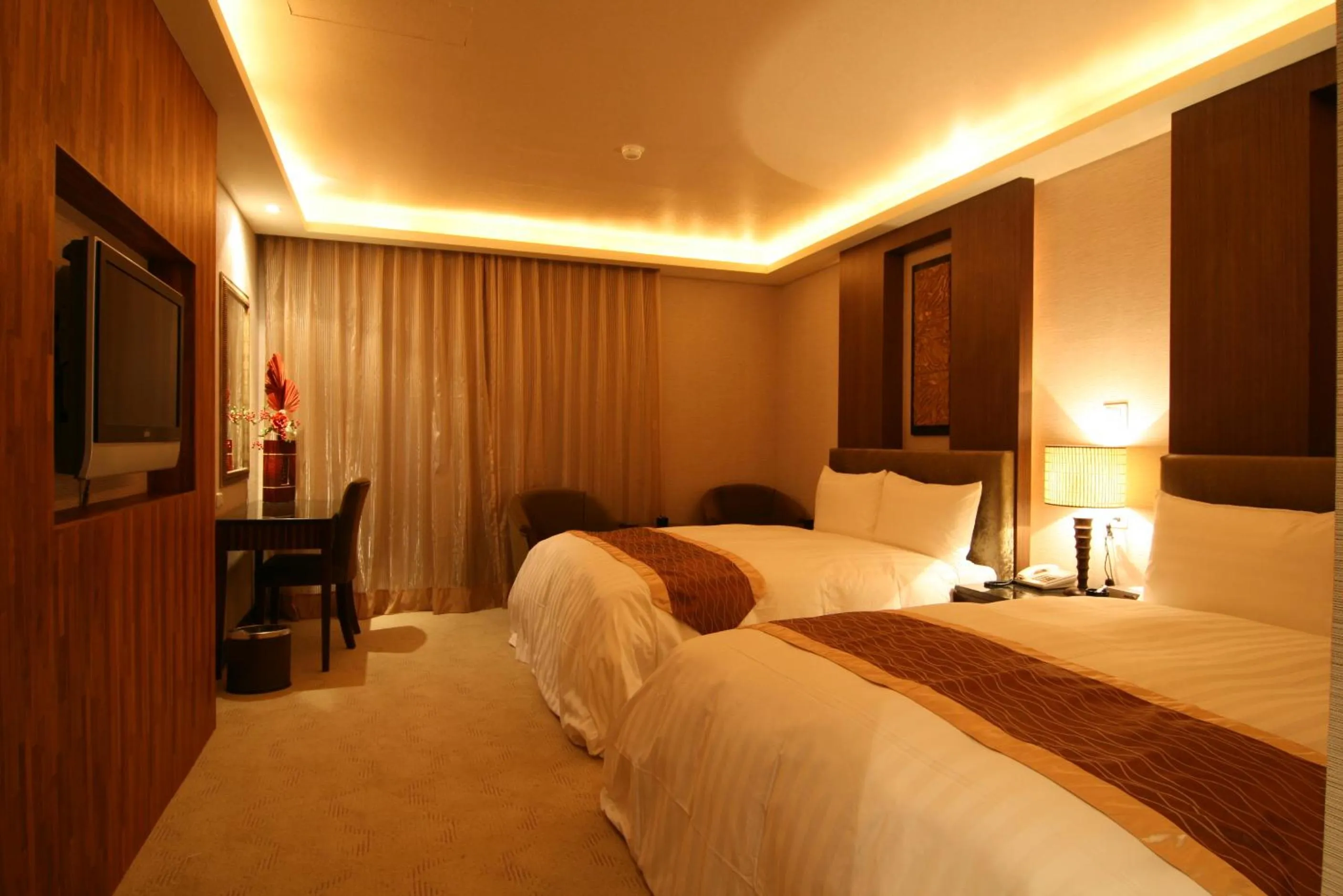 Photo of the whole room, Bed in East Coast Sea View Hotel