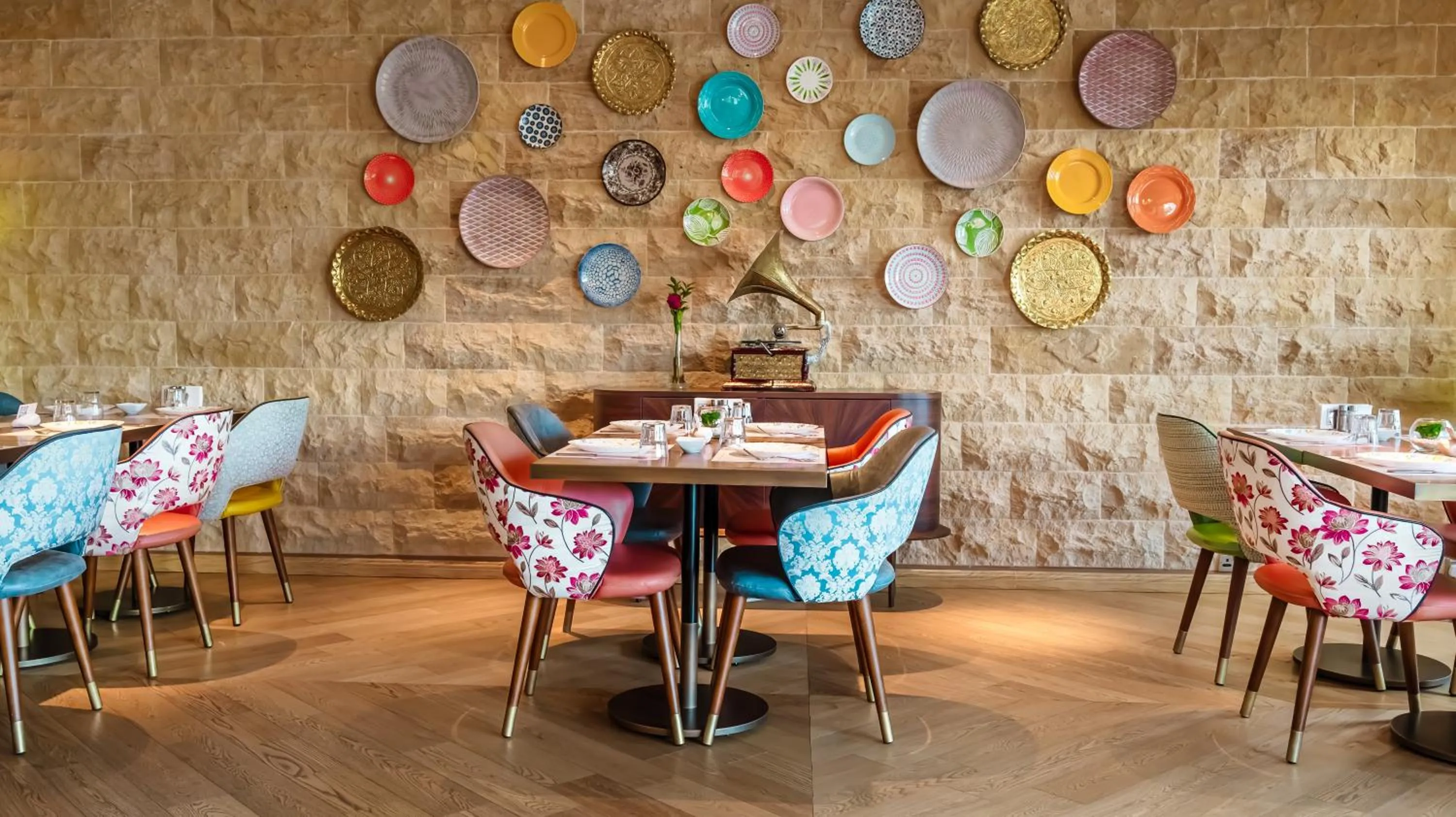 Restaurant/places to eat in Ascott Corniche Al Khobar