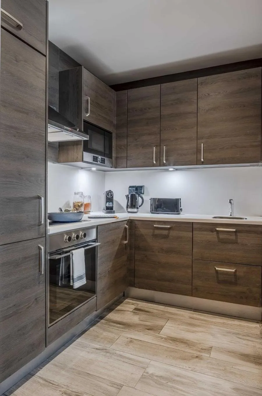 Kitchen or kitchenette in Ascott Corniche Al Khobar