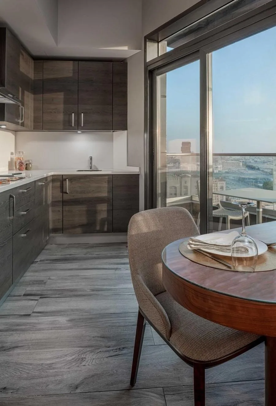 Kitchen or kitchenette in Ascott Corniche Al Khobar