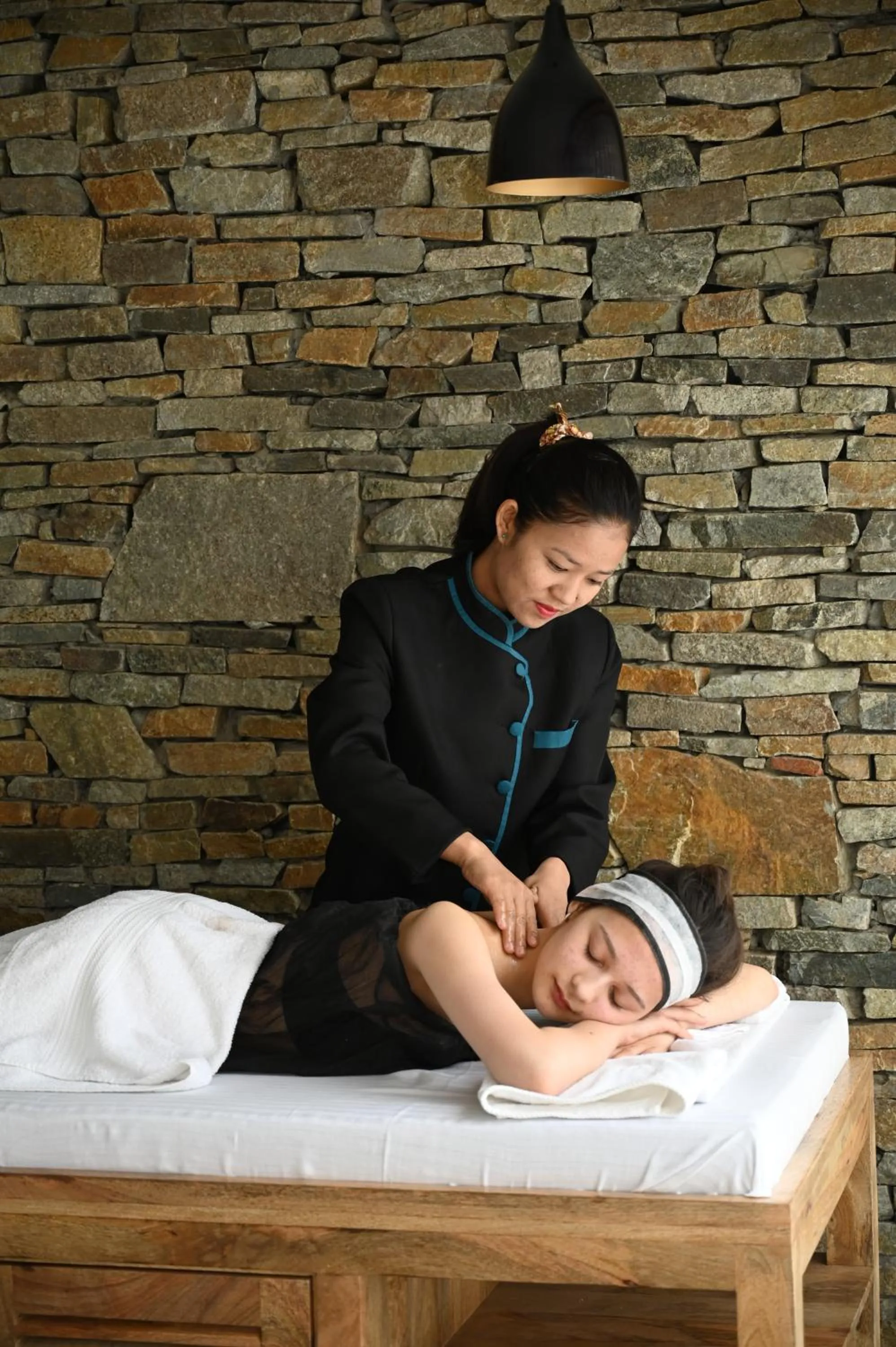 Massage in Stone Hedge Hotel
