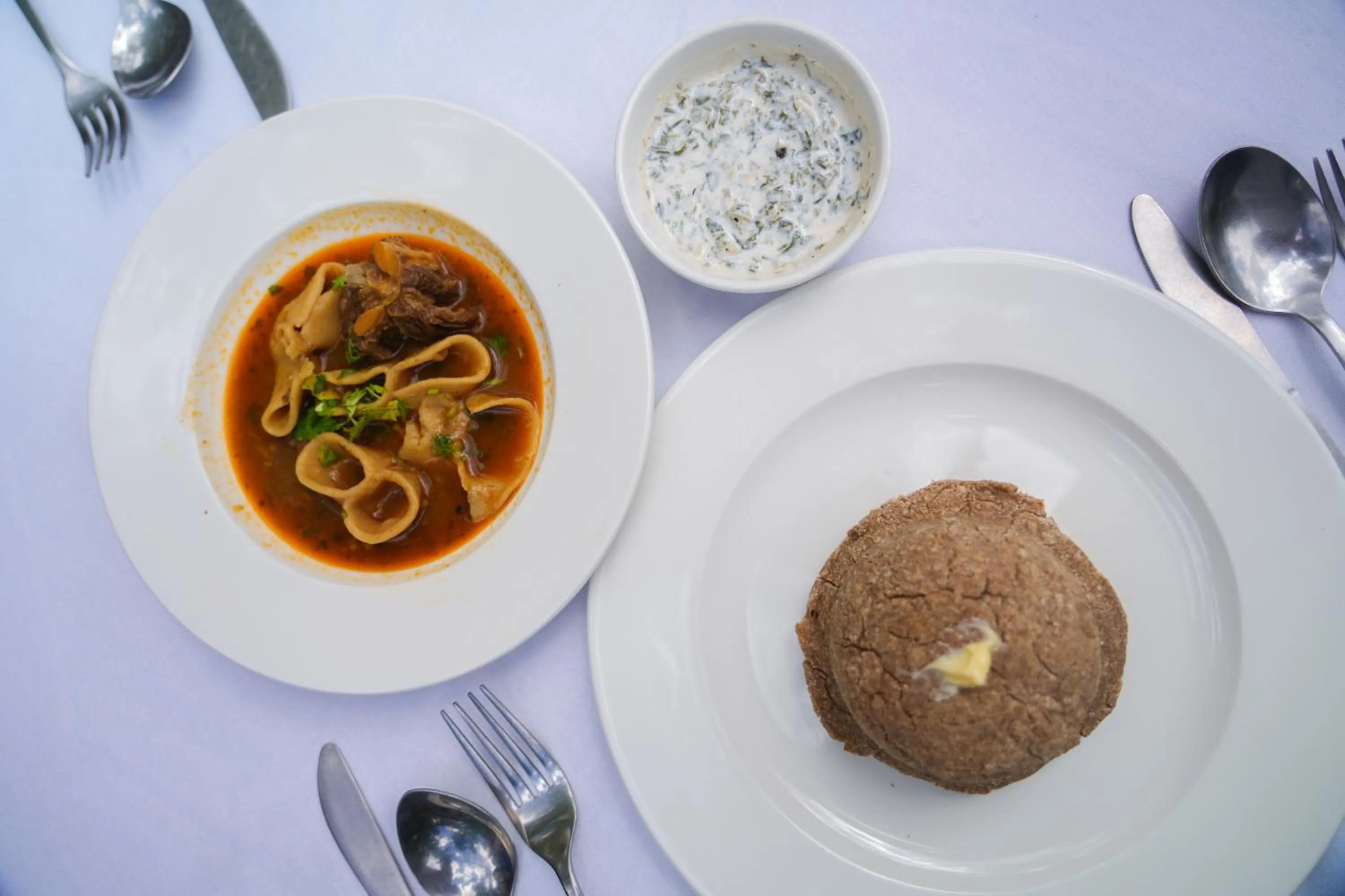 Food and drinks in Stone Hedge Hotel