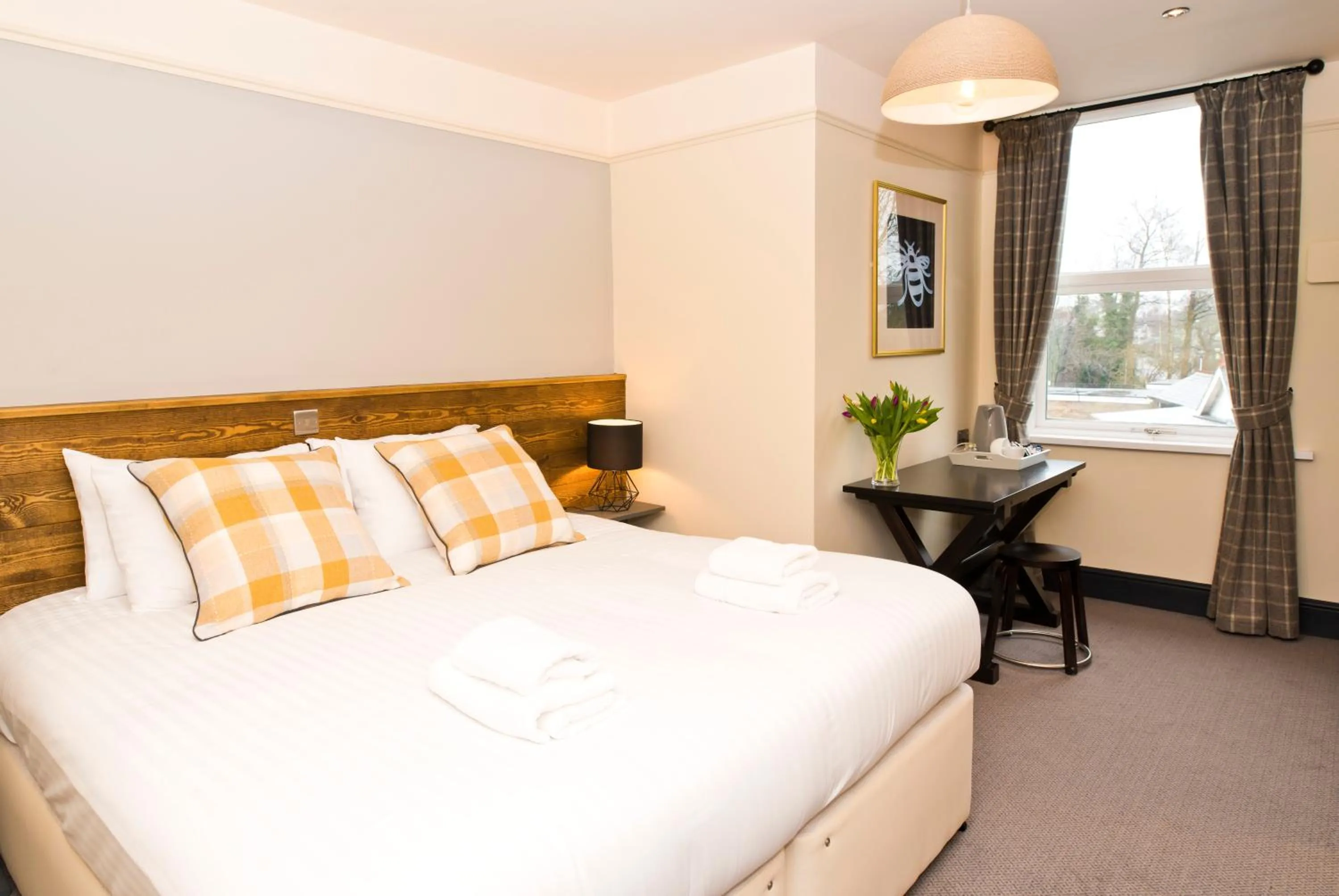 Bedroom, Bed in Bowling Green