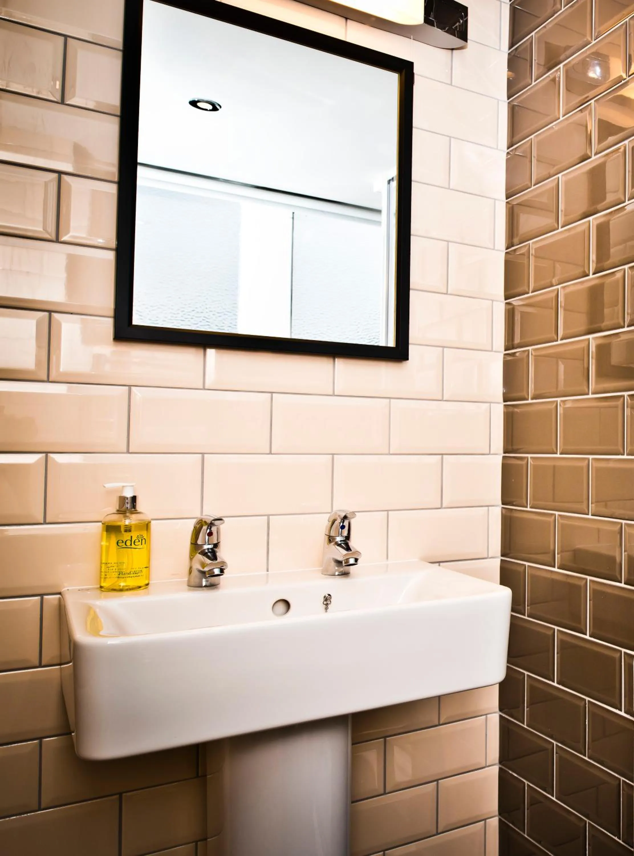 Bedroom in Bowling Green