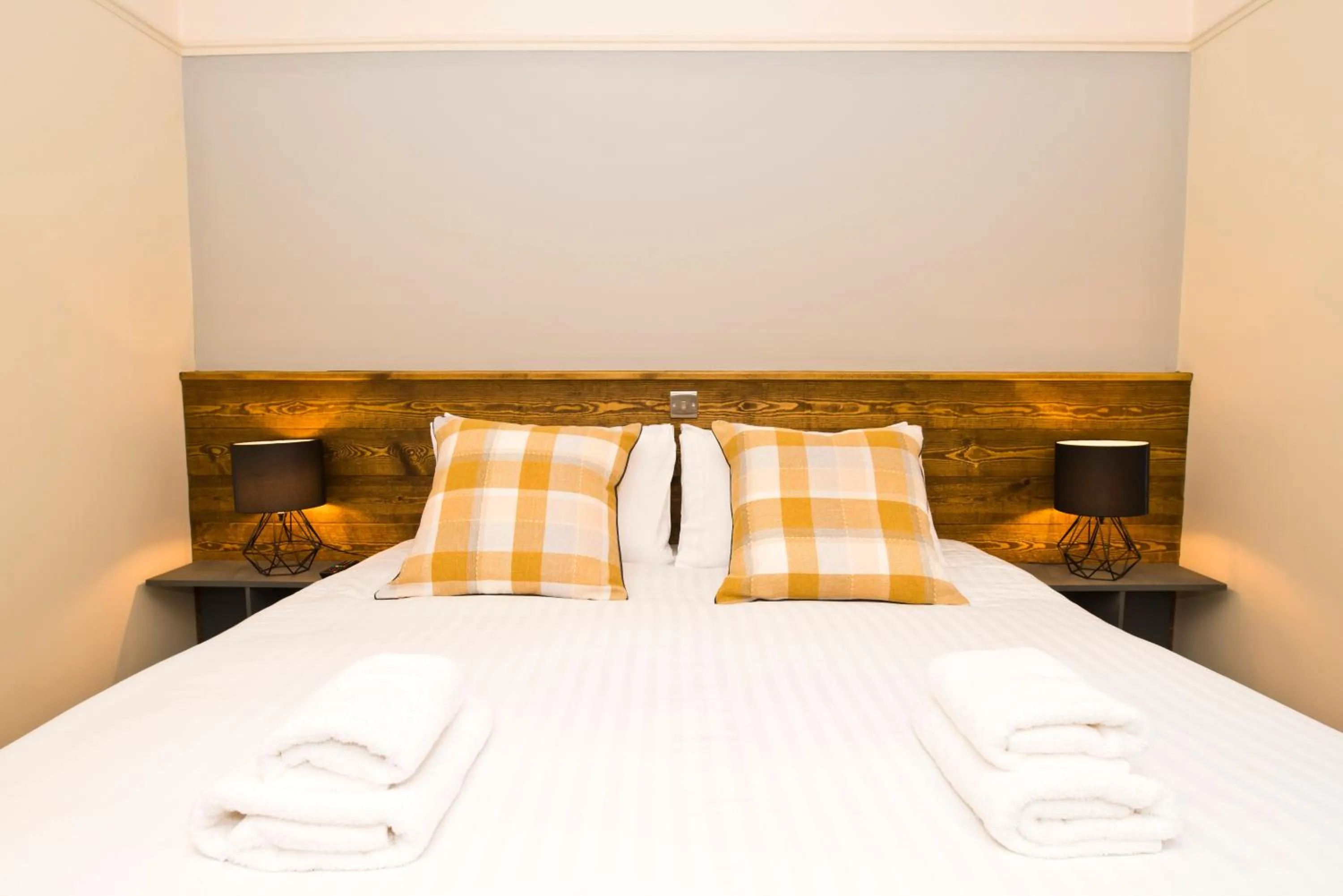 Bedroom, Bed in Bowling Green