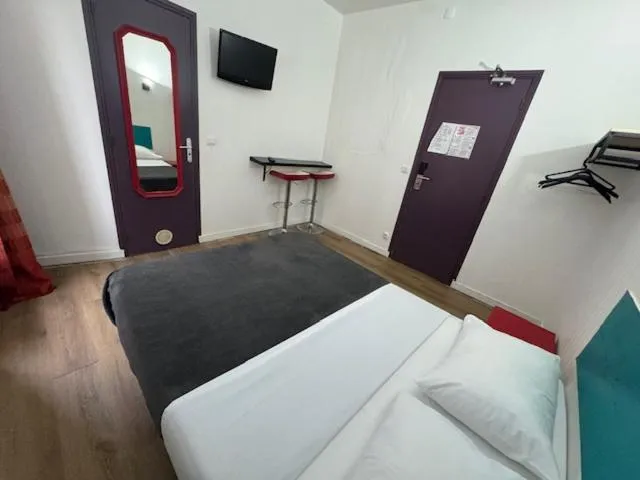 Bed in Hotel Chevallier