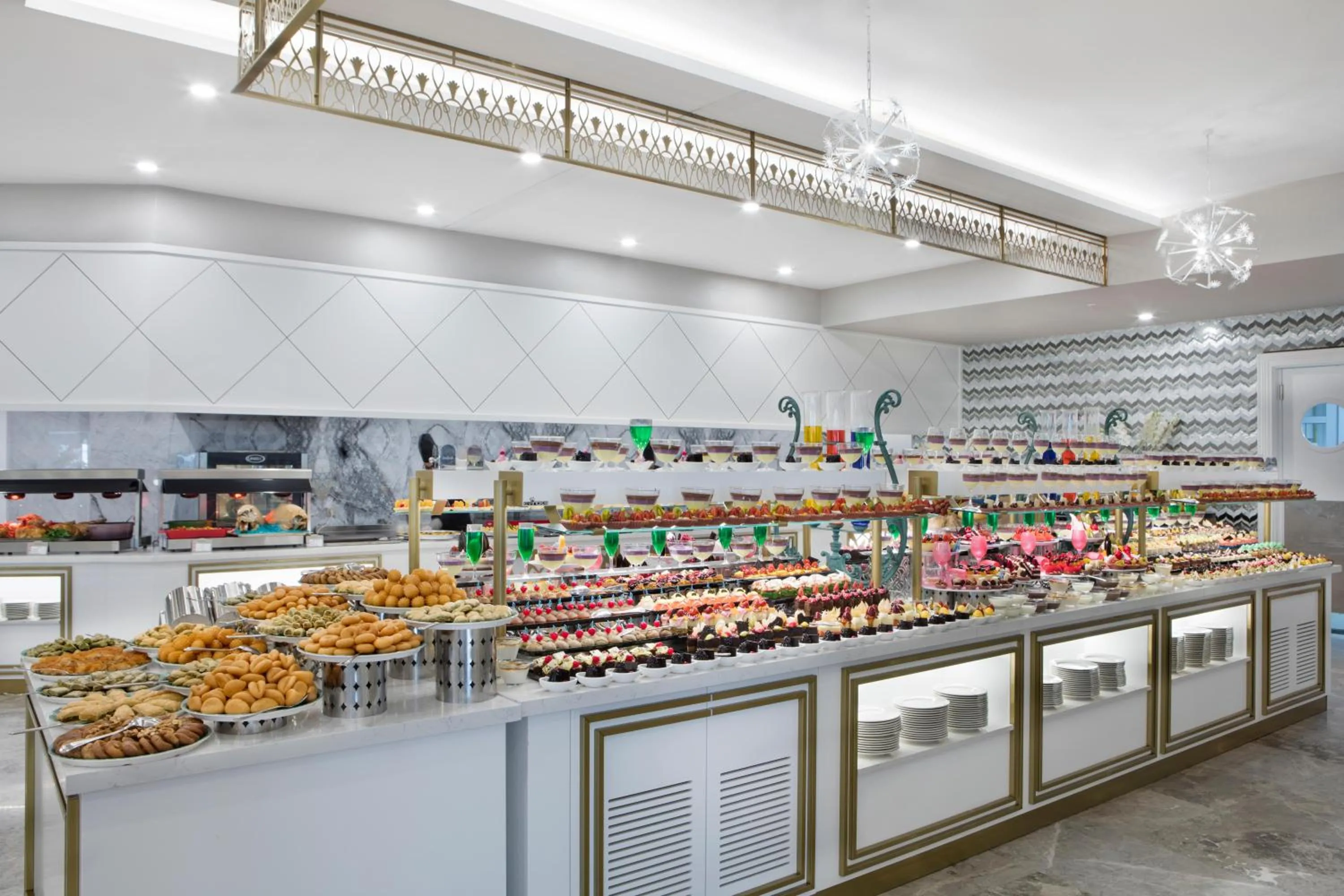 Restaurant/places to eat in Granada Luxury Beach-Ultra All Inclusive