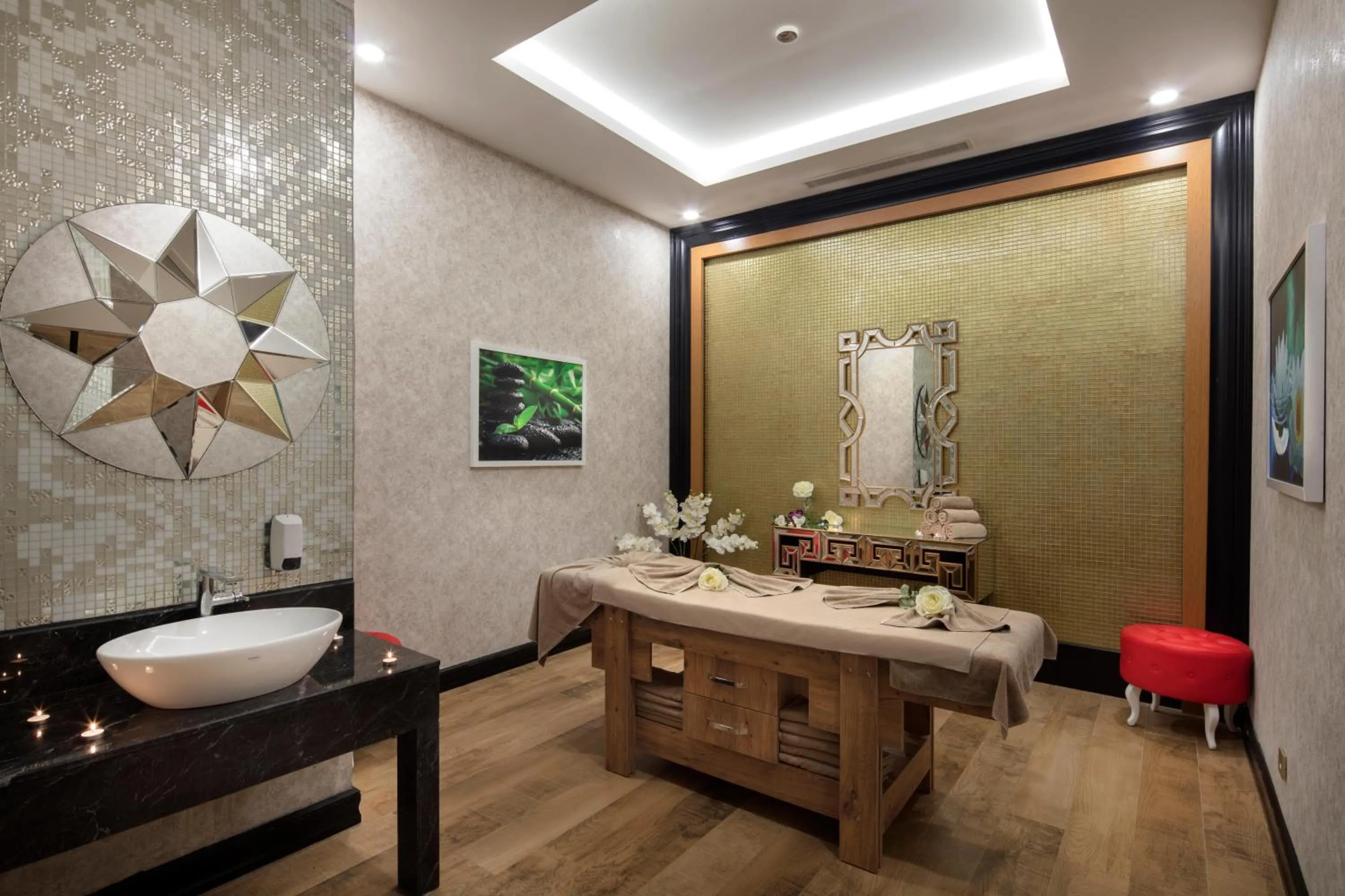 Spa and wellness centre/facilities in Granada Luxury Beach-Ultra All Inclusive