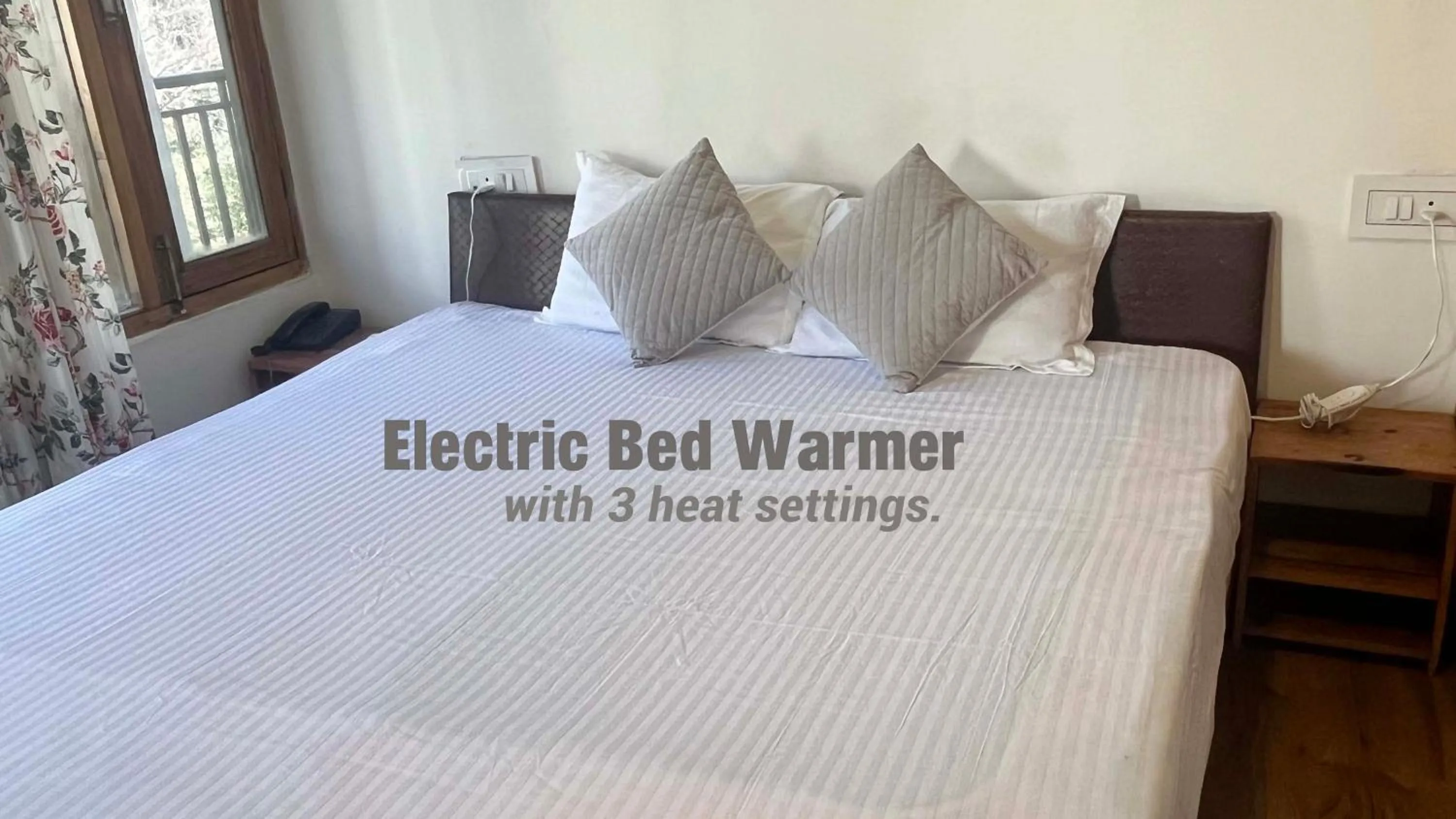 Bed in Tourist Hotel 10 minutes walking distance from the mall