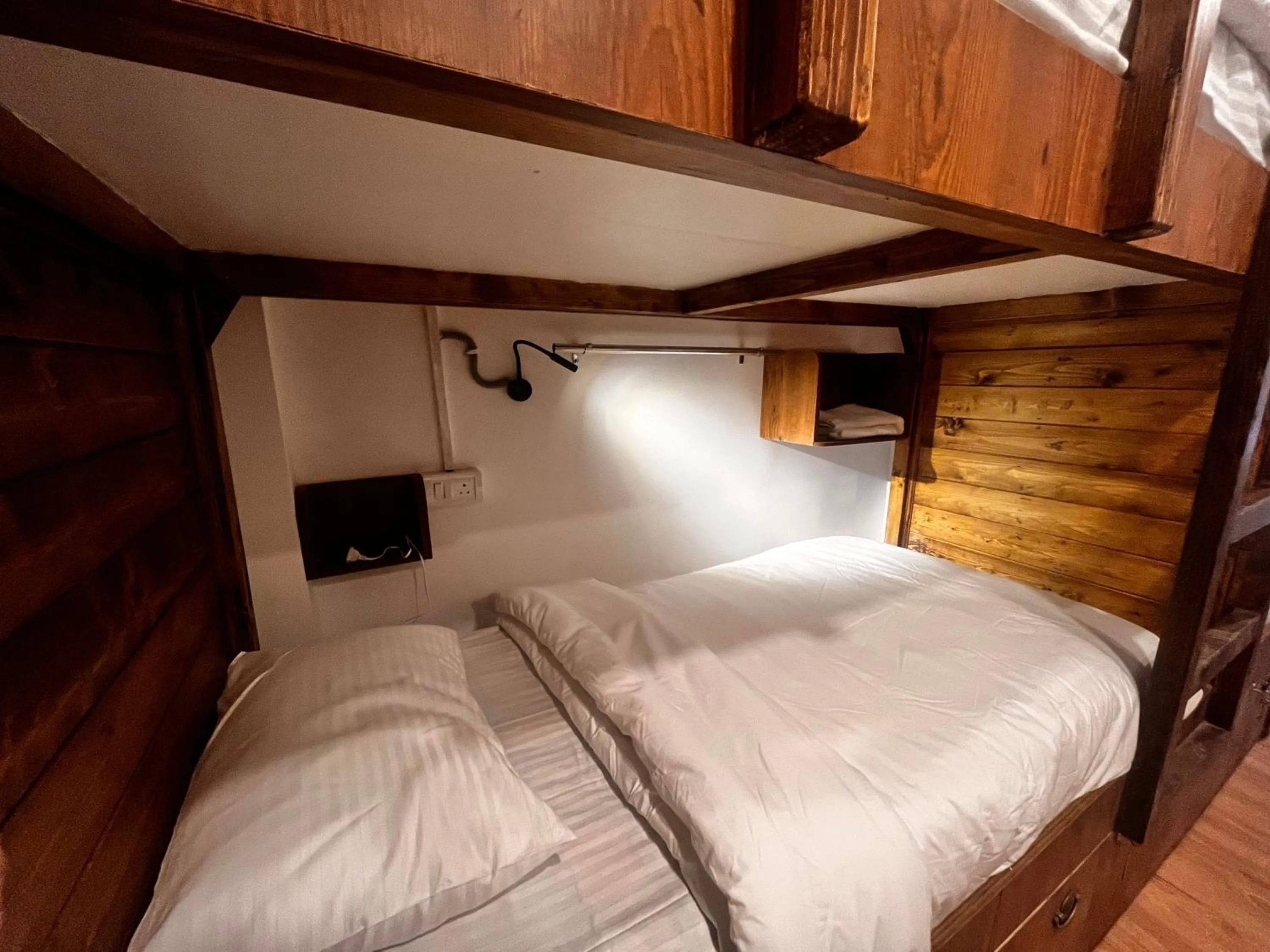 bunk bed, Bed in Tourist Hotel 10 minutes walking distance from the mall